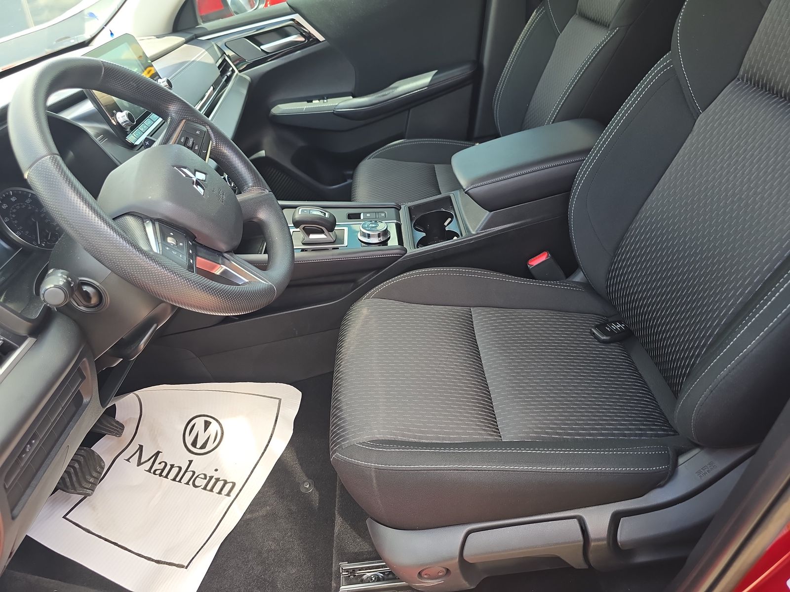 2024 Mitsubishi Outlander ES FWD