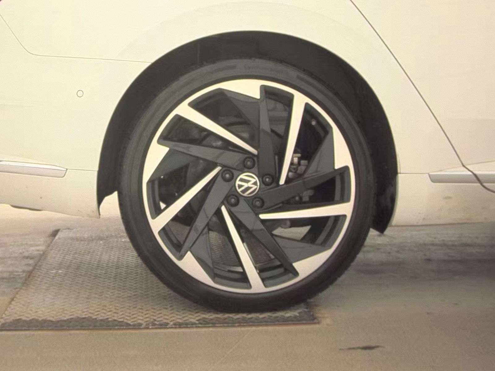 2023 Volkswagen Arteon SEL Premium R-Line AWD