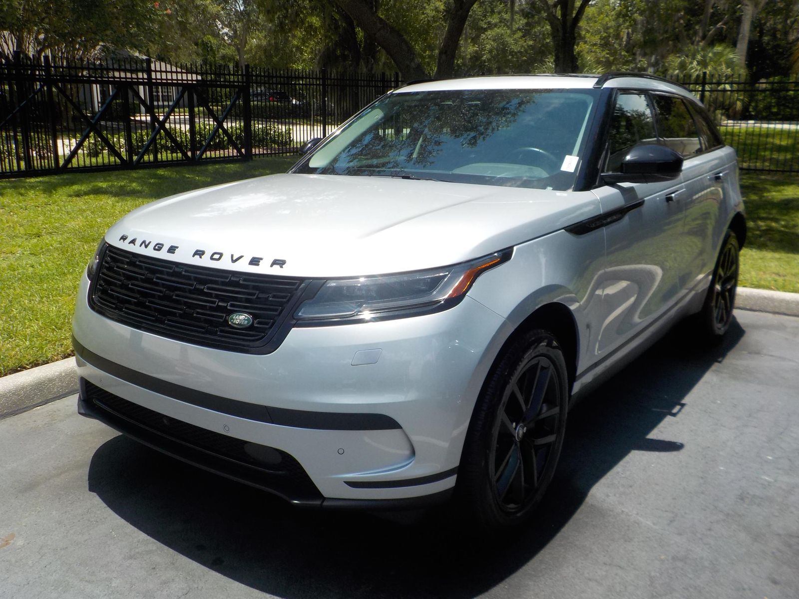 2024 Land Rover Range Rover Velar S AWD