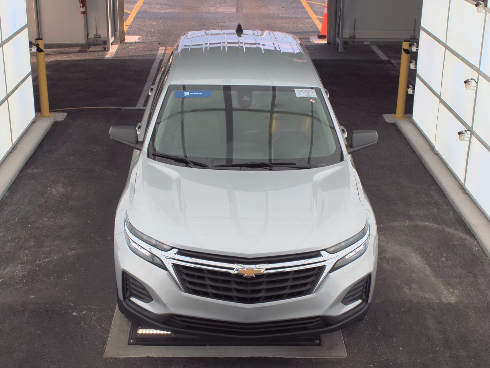 2022 Chevrolet Equinox LS FWD
