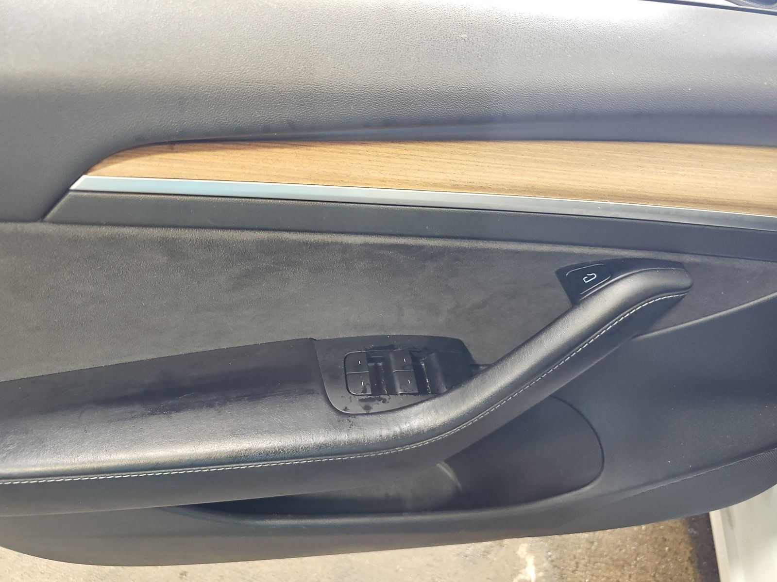 2021 Tesla Model 3 Standard Range Plus FWD