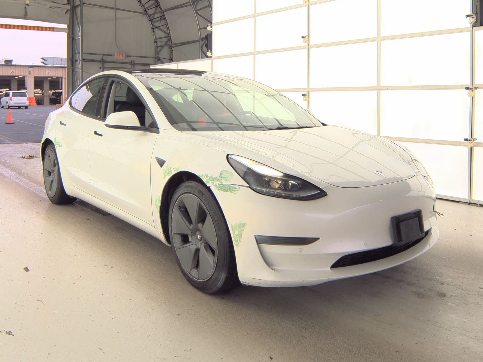 2021 Tesla Model 3 Standard Range Plus FWD