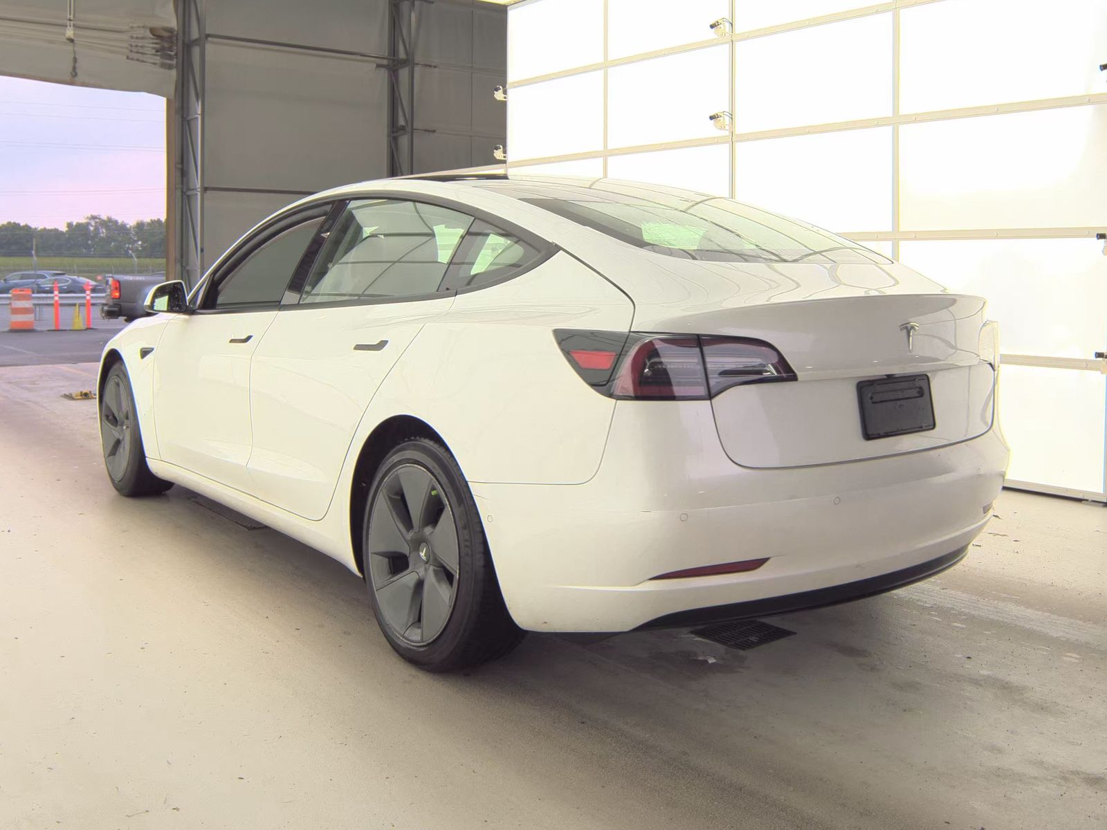 2021 Tesla Model 3 Standard Range Plus FWD
