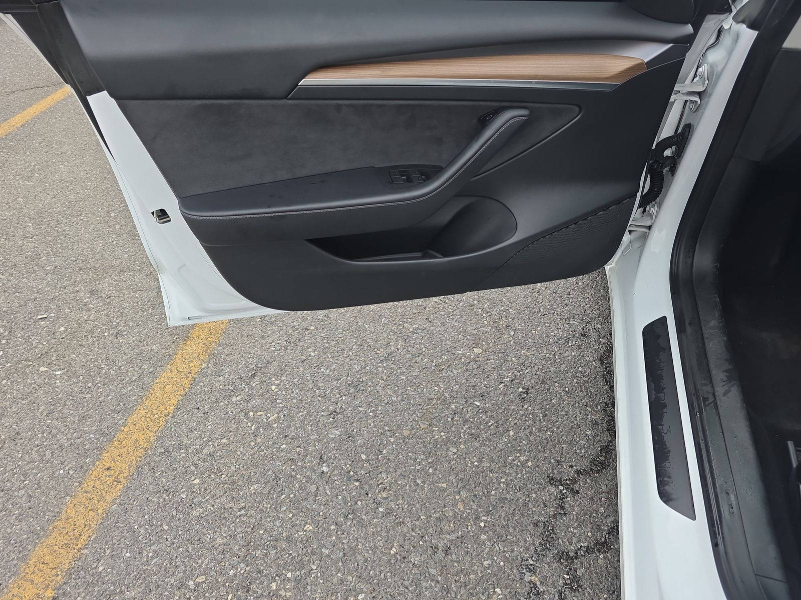 2023 Tesla Model 3 Standard Range RWD
