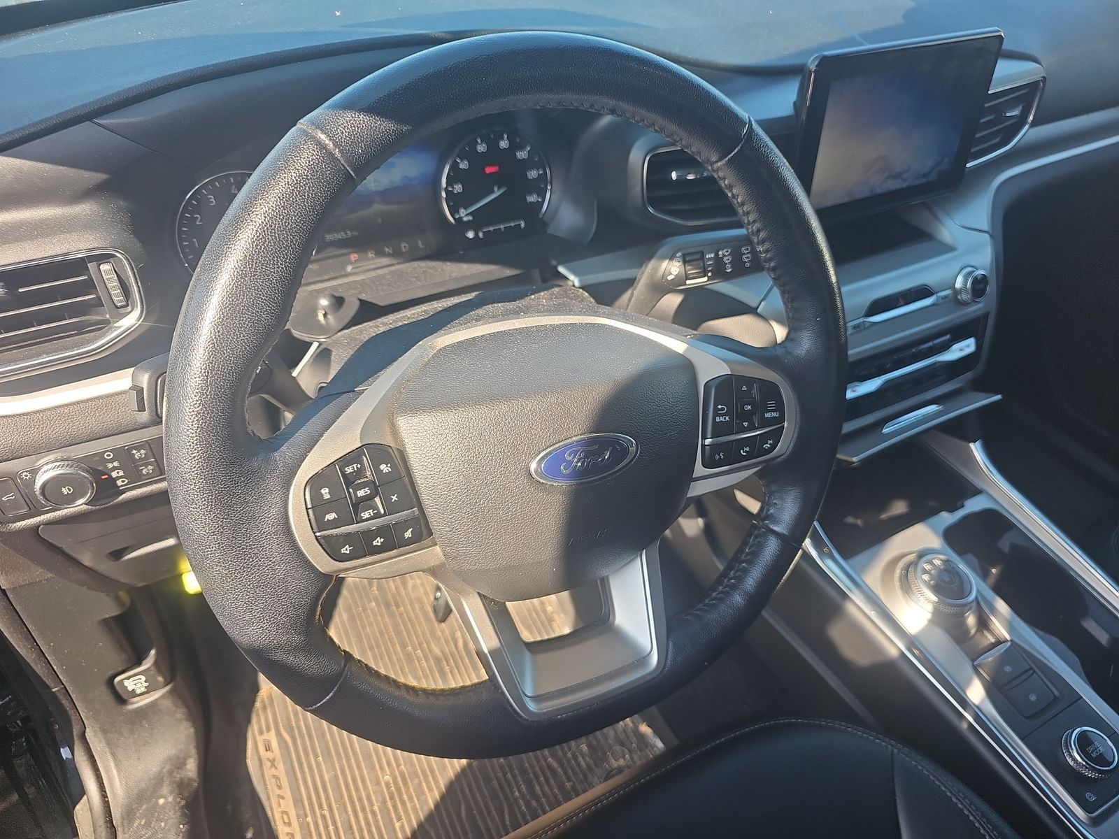 2022 Ford Explorer XLT AWD