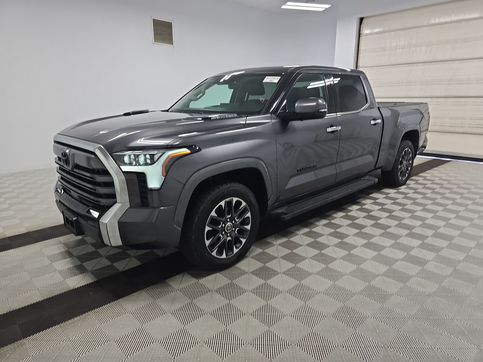 2022 Toyota Tundra Hybrid Limited AWD