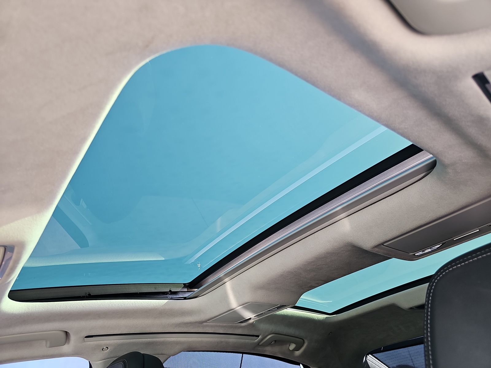 2023 Audi S8 Base AWD