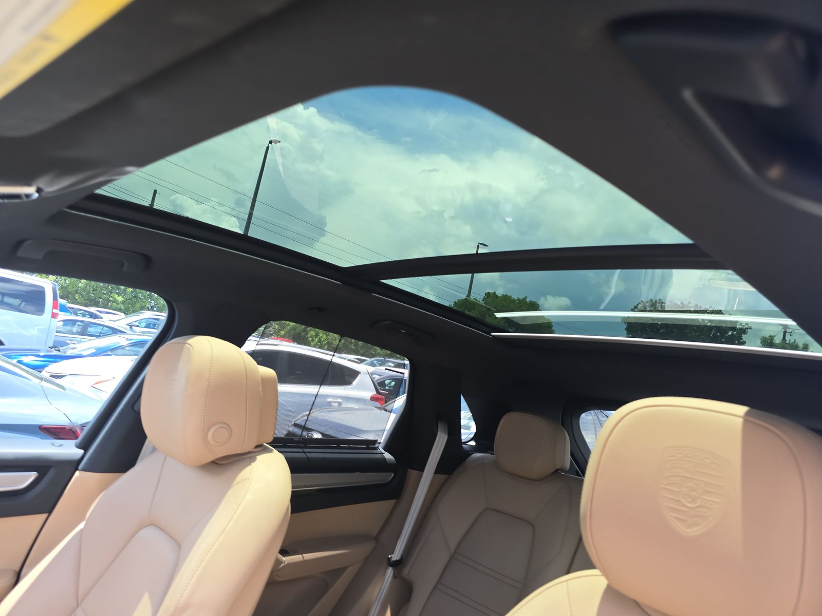 2022 Porsche Cayenne Platinum Edition AWD