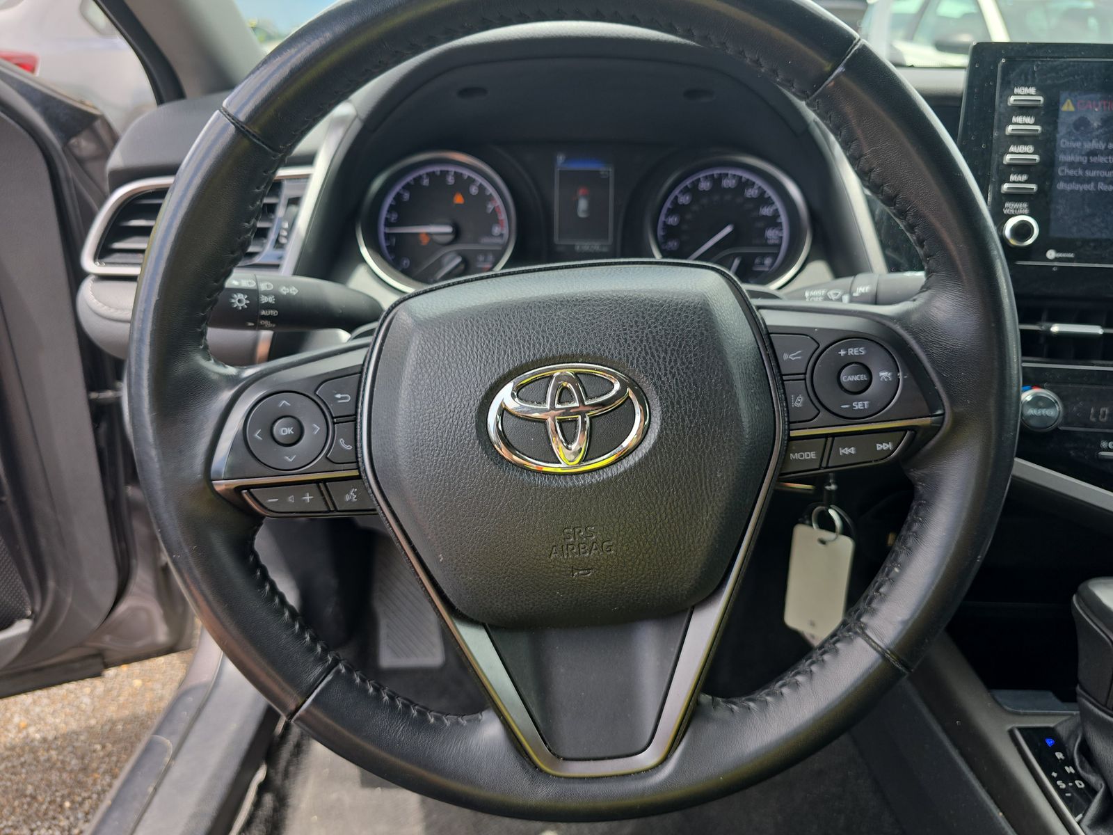 2022 Toyota Camry SE FWD