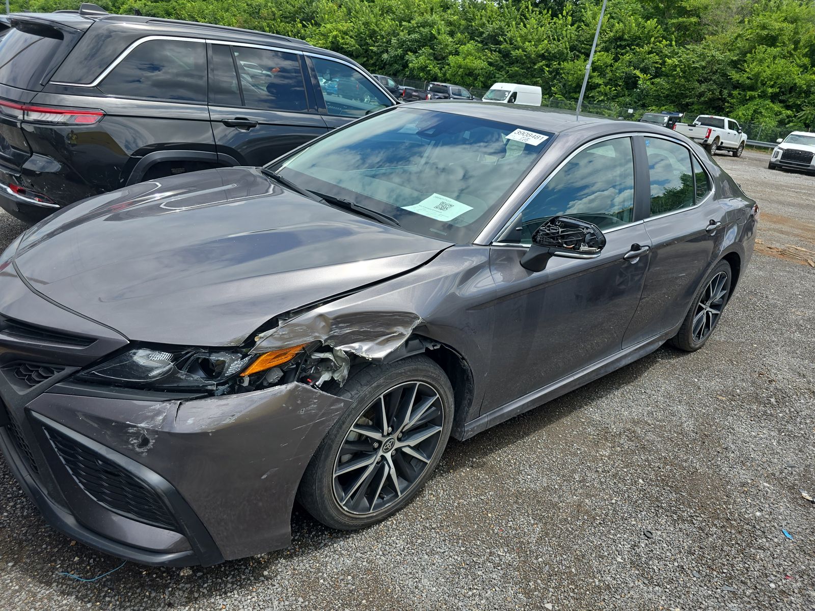 2022 Toyota Camry SE FWD
