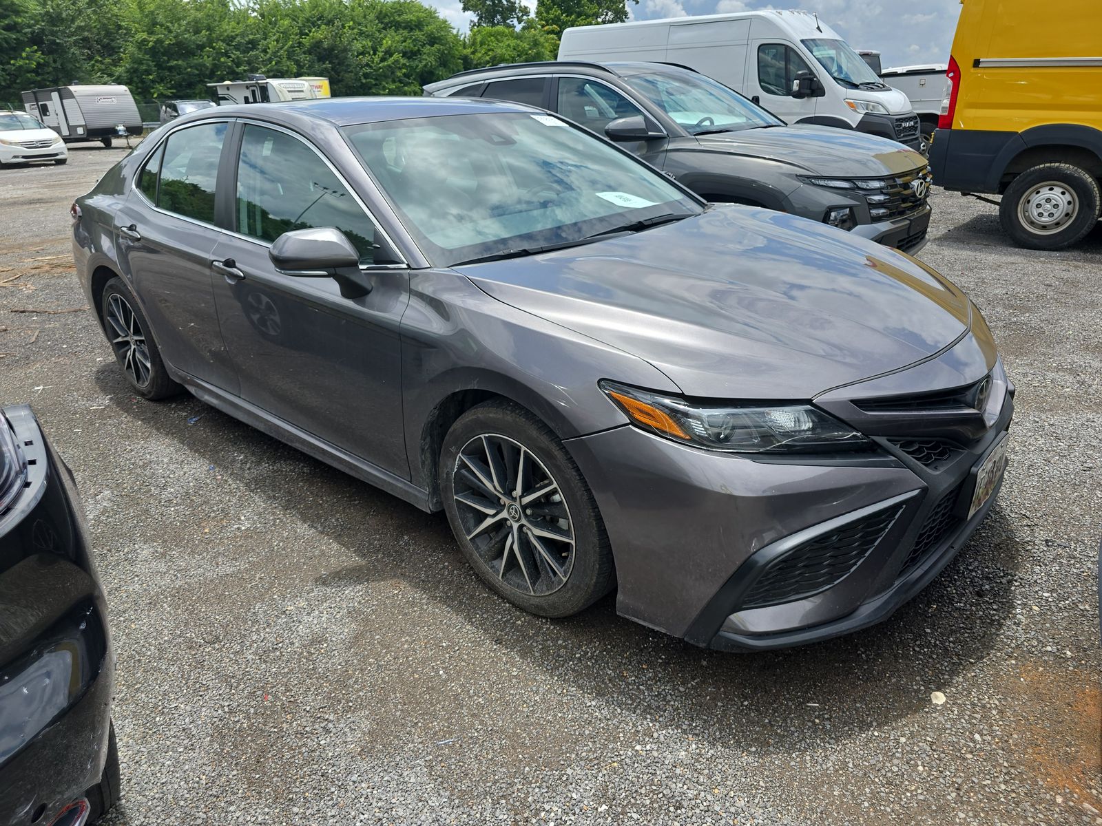 2022 Toyota Camry SE FWD
