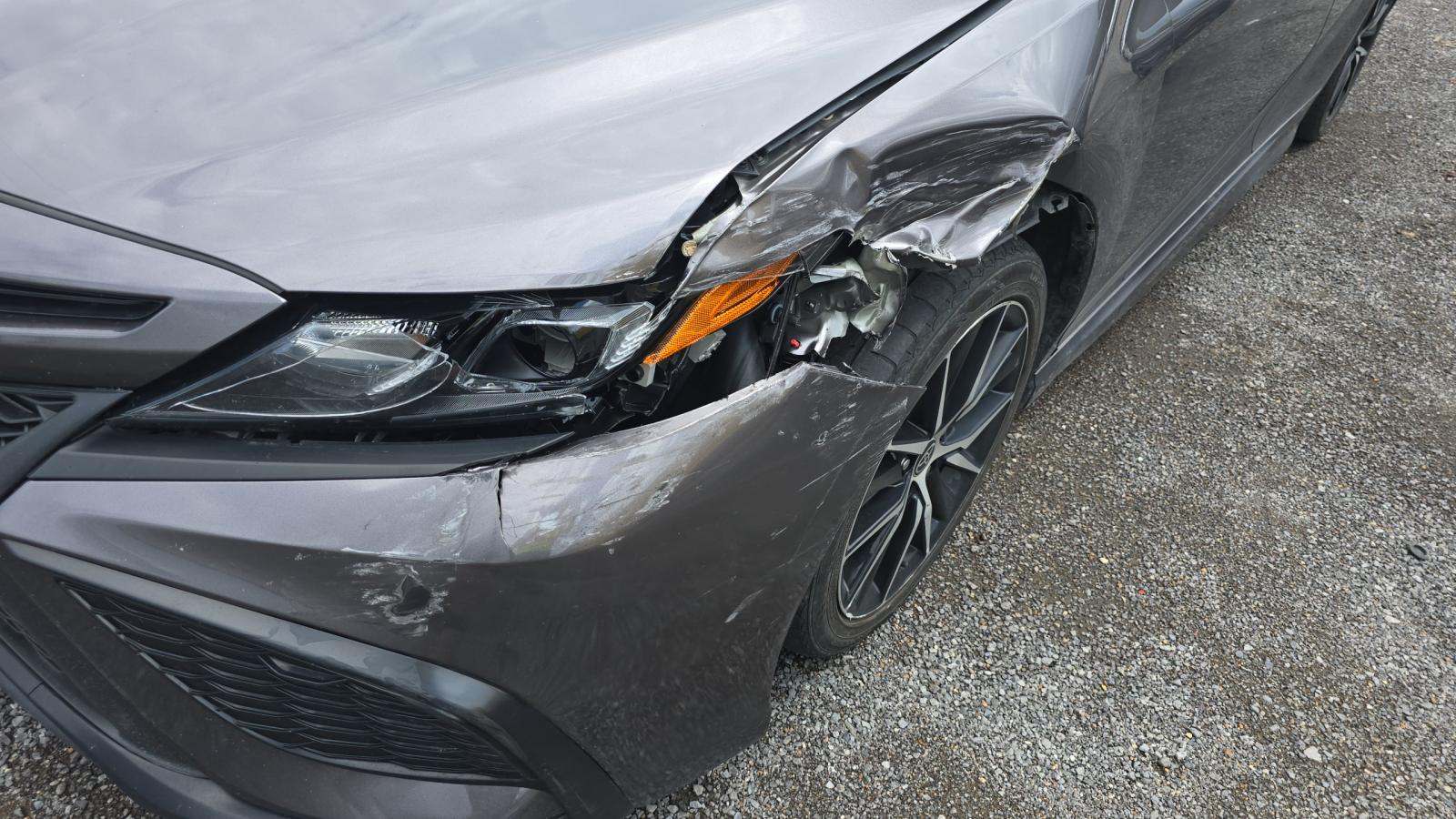 2022 Toyota Camry SE FWD