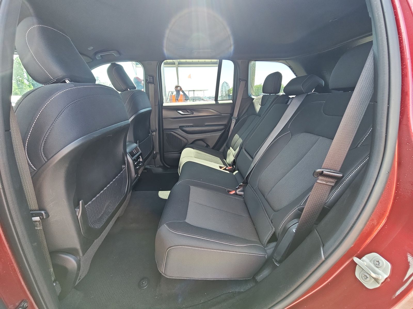 2024 Jeep Grand Cherokee Laredo RWD