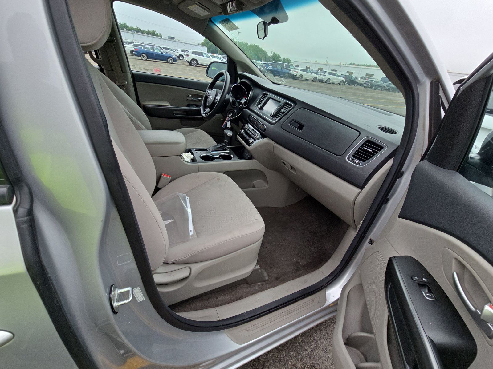 2019 Kia Sedona L FWD