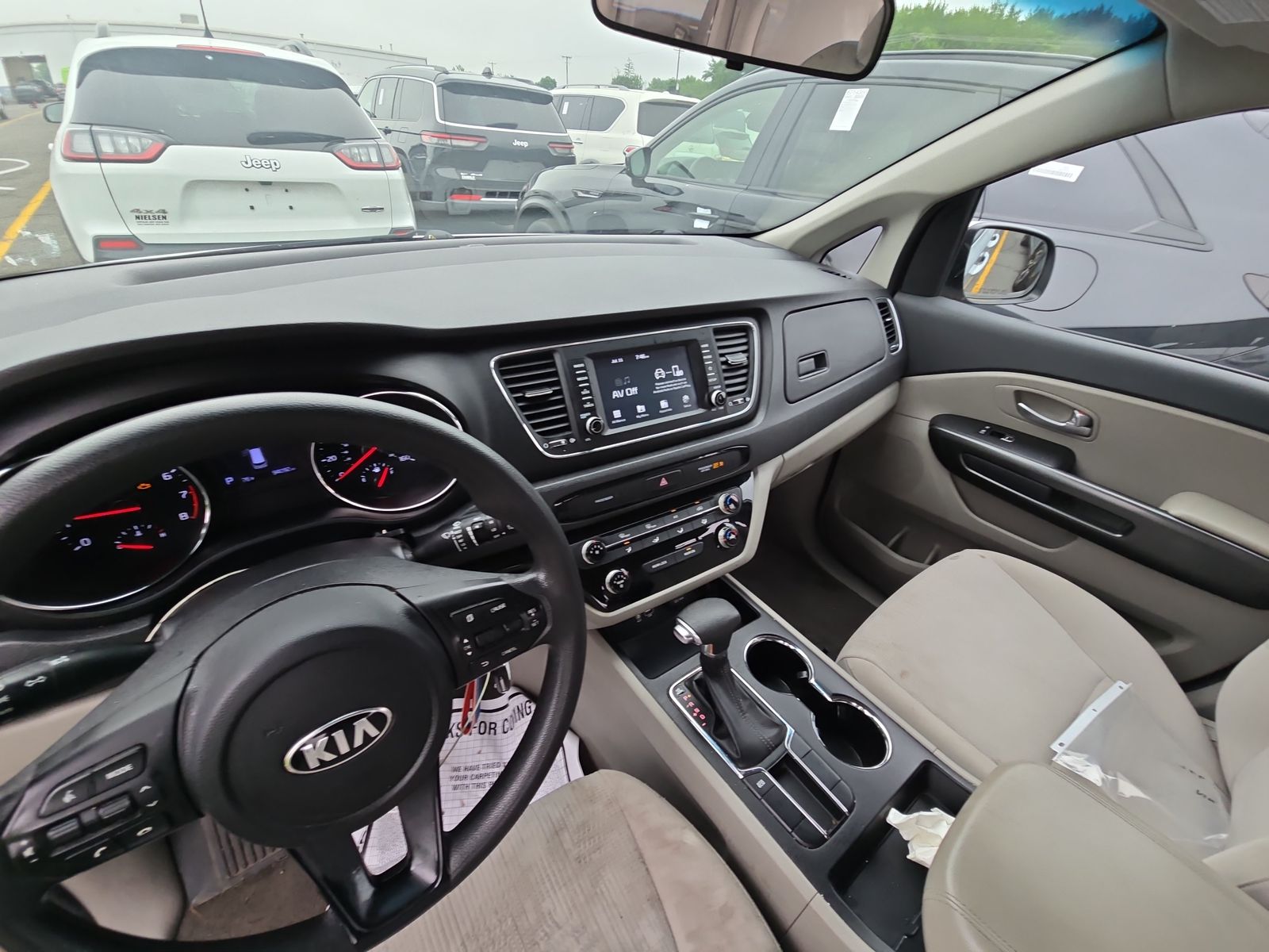 2019 Kia Sedona L FWD