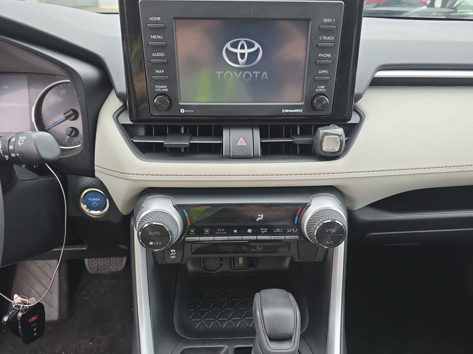 2021 Toyota RAV4 Hybrid XLE AWD