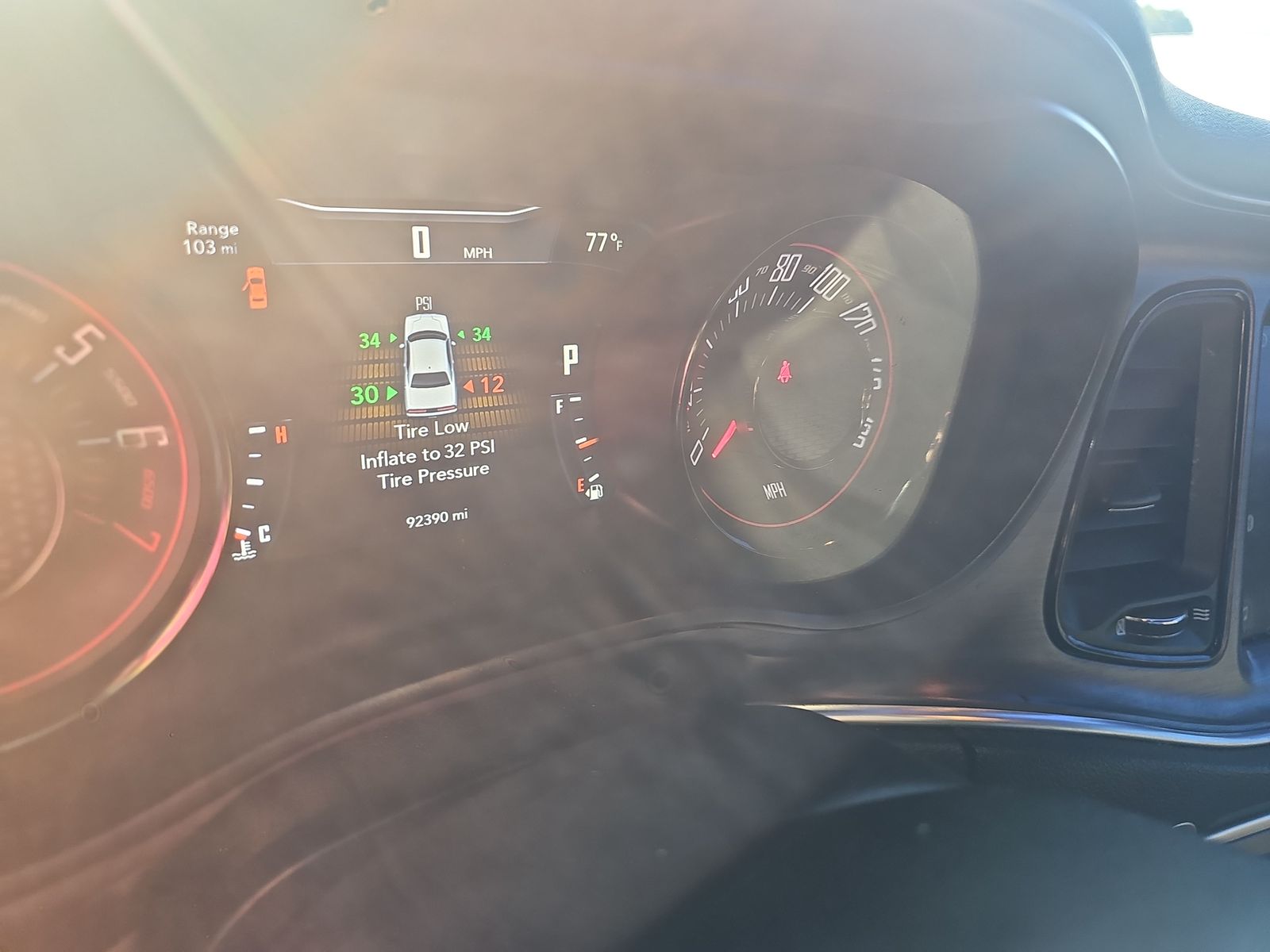 2017 Dodge Challenger SXT RWD
