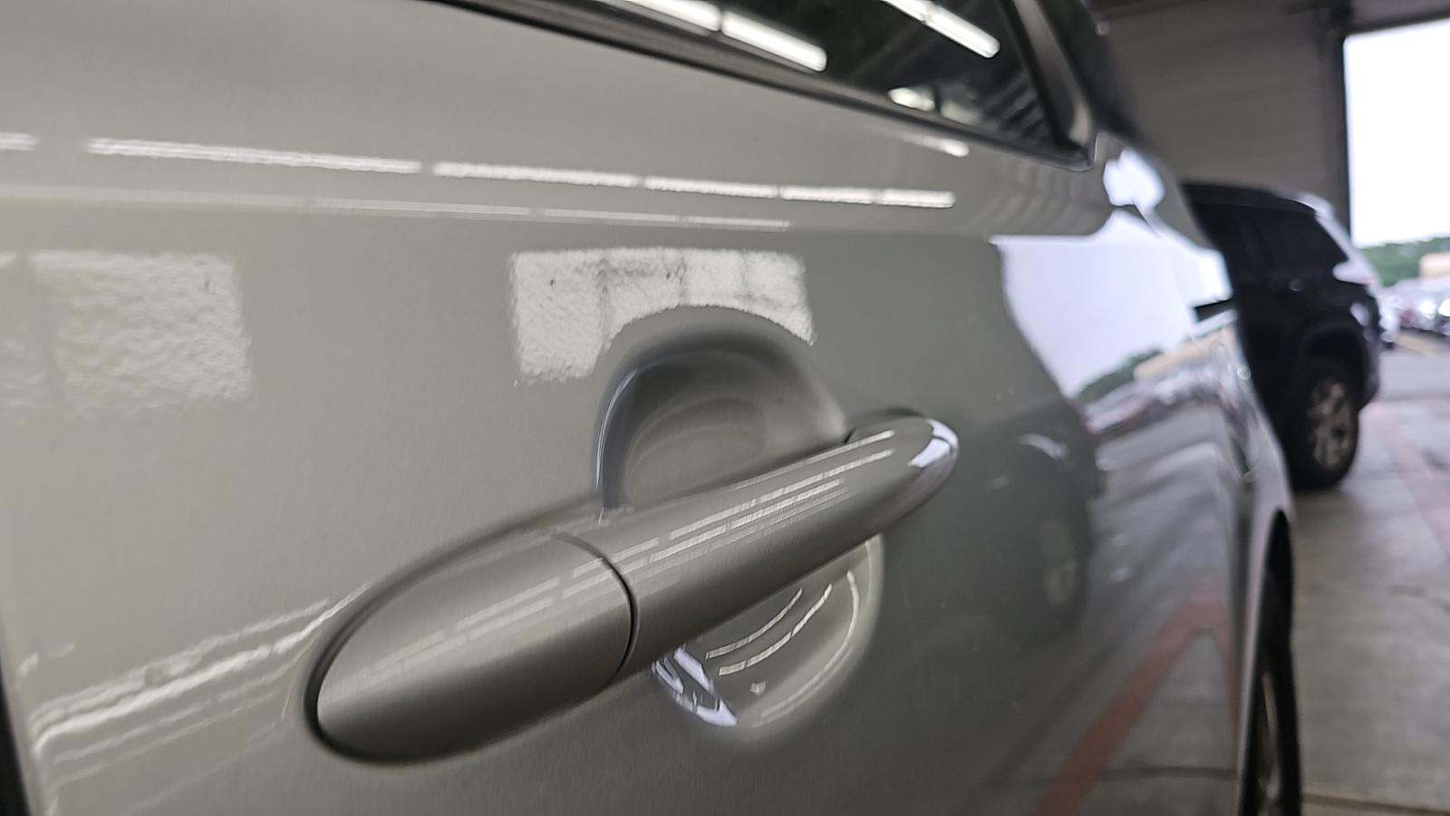 2019 Kia Sedona L FWD