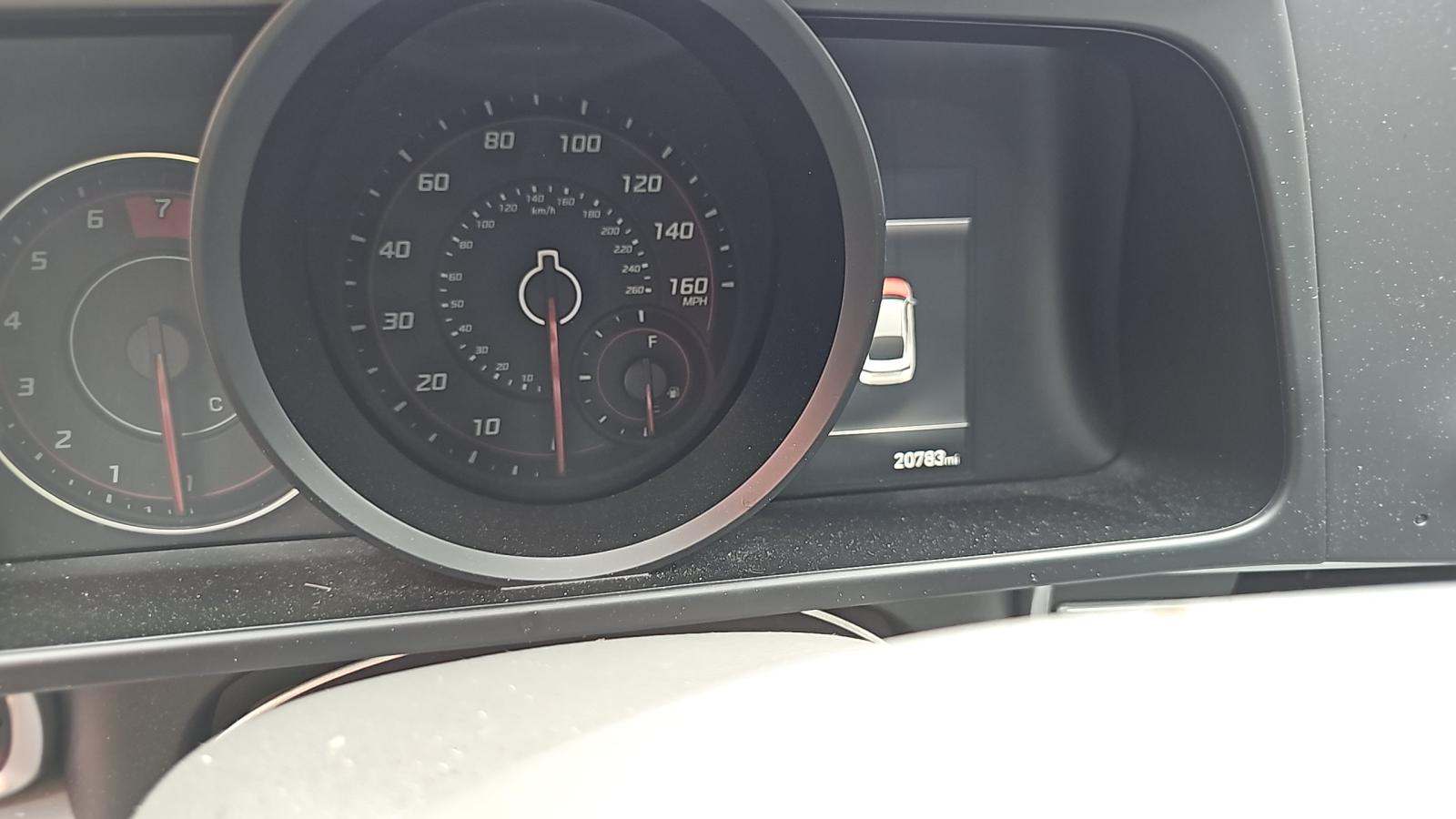 2022 Hyundai Elantra SE FWD