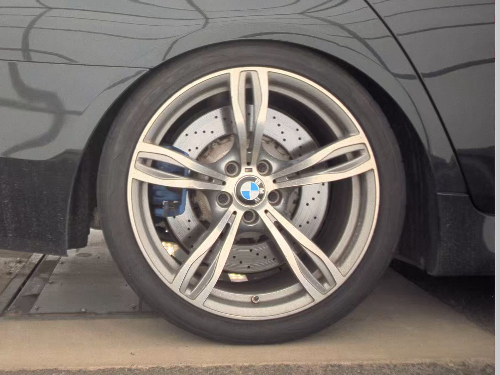 2014 BMW M5 Base RWD