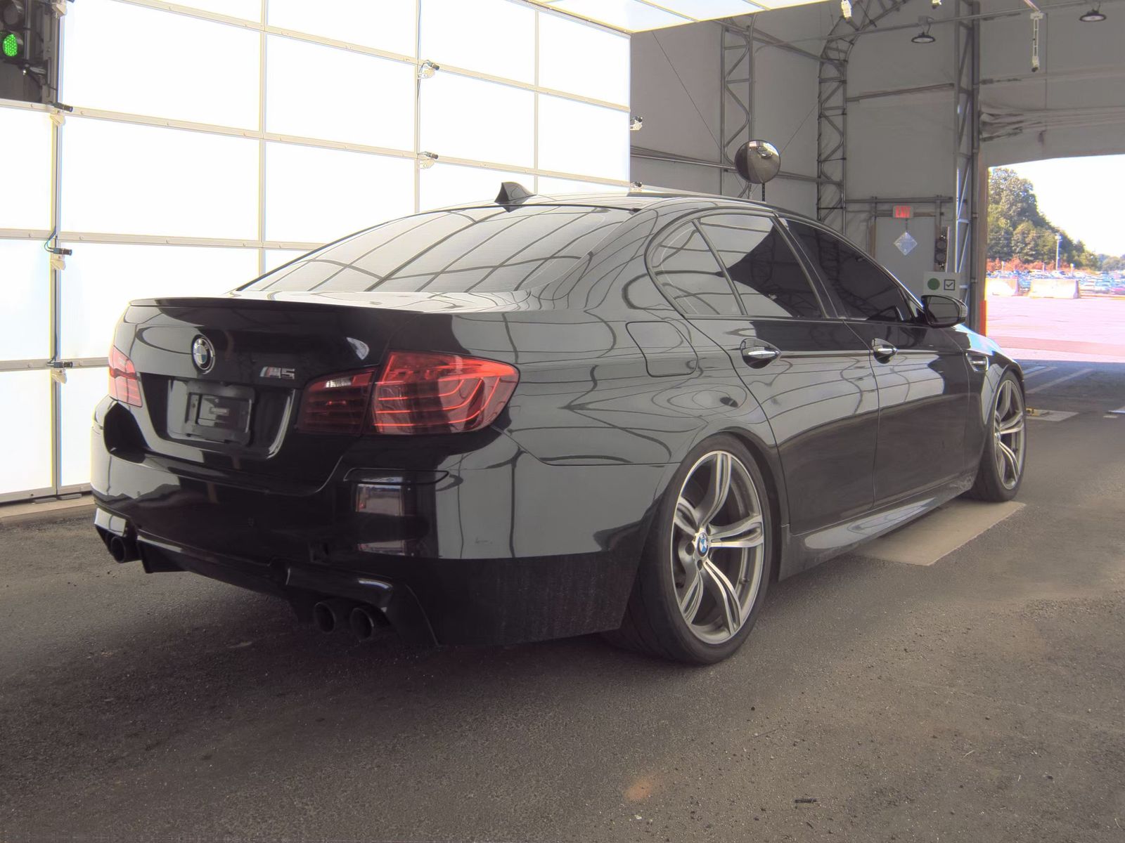 2014 BMW M5 Base RWD