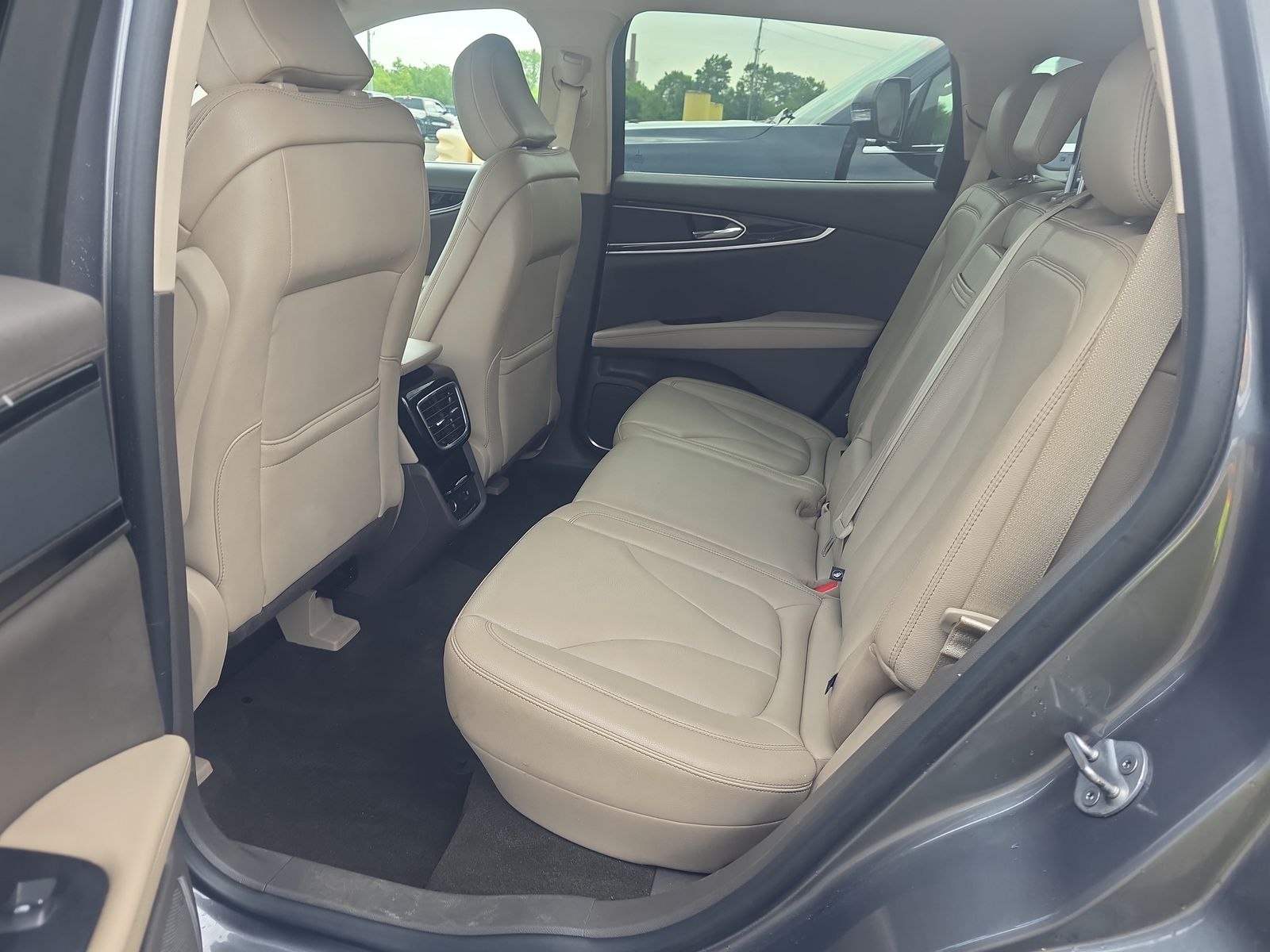 2022 Lincoln Nautilus Standard FWD