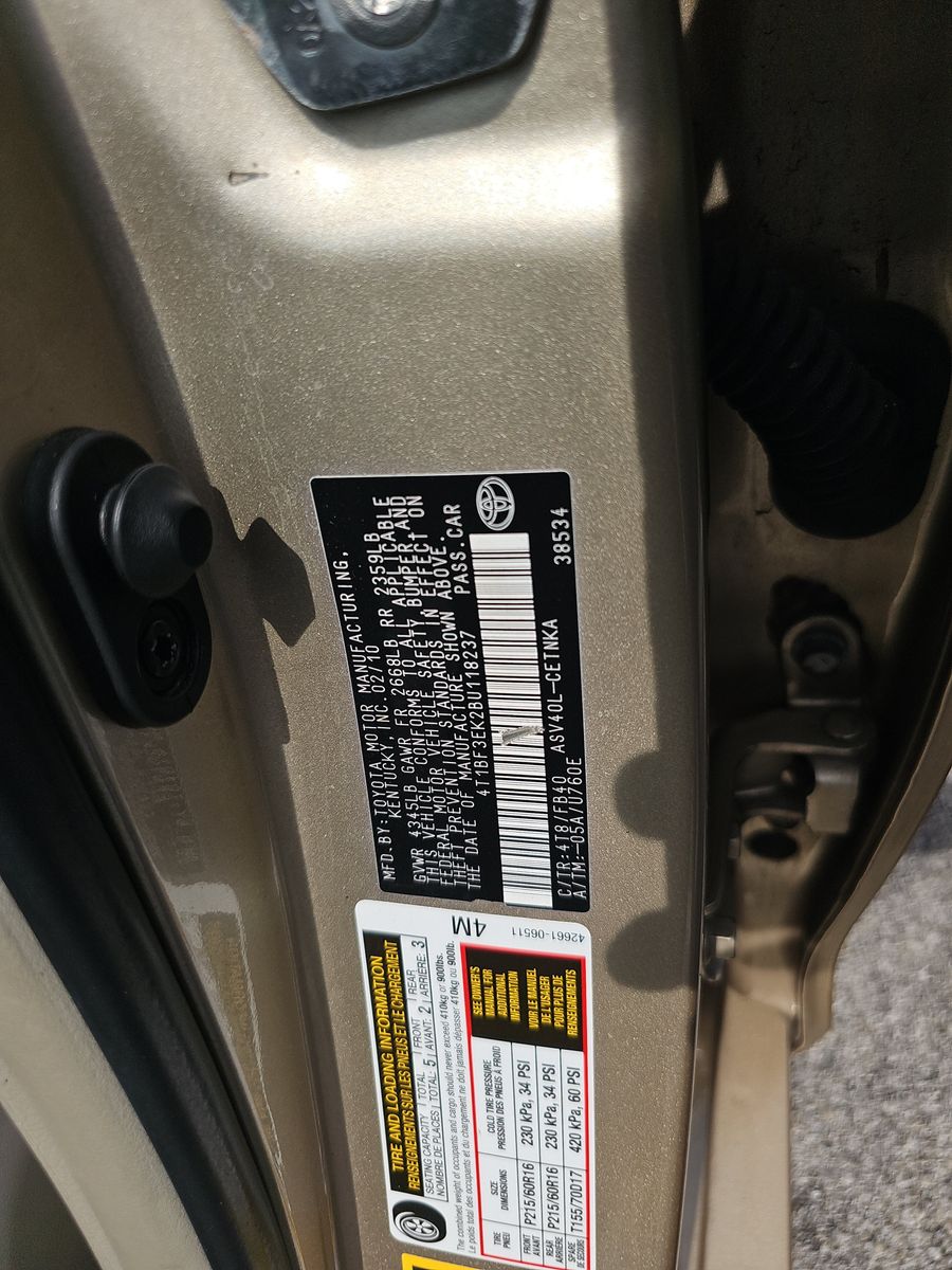 2011 Toyota Camry LE FWD