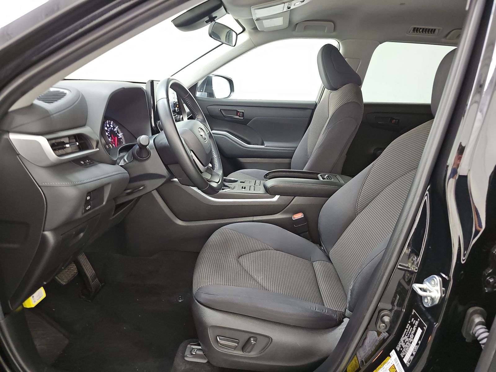 2022 Toyota Highlander LE AWD