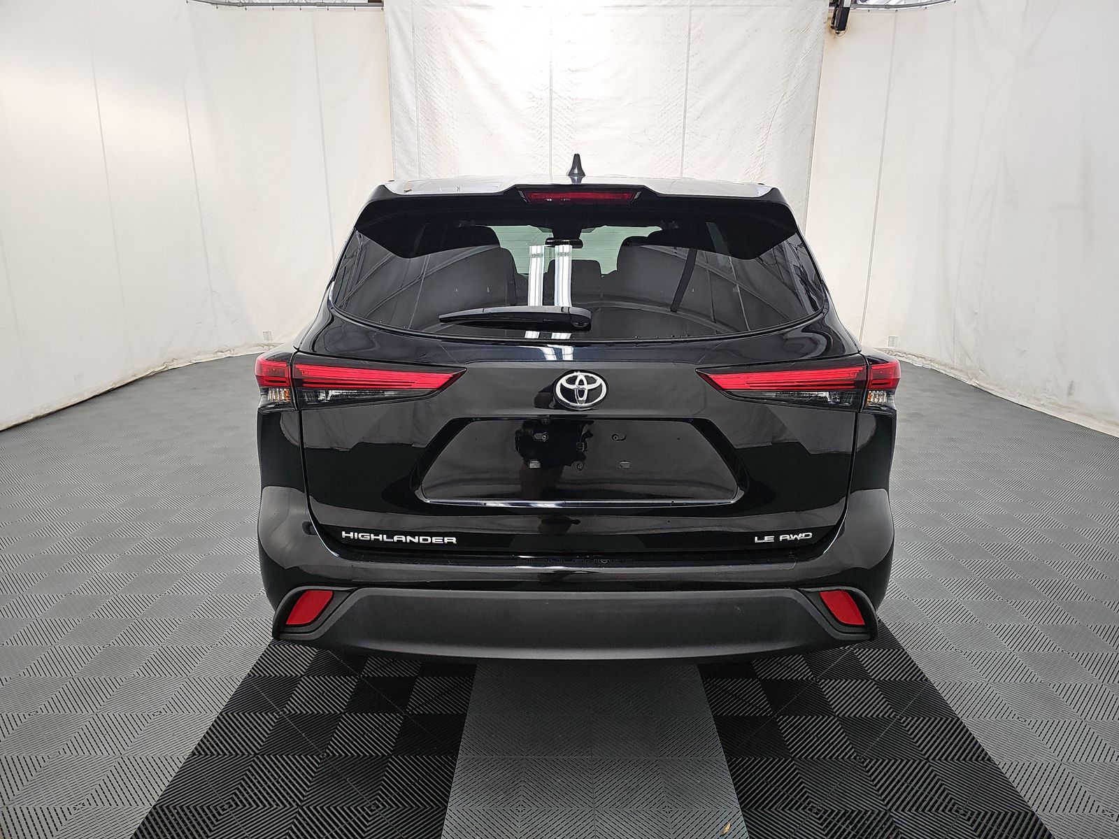 2022 Toyota Highlander LE AWD