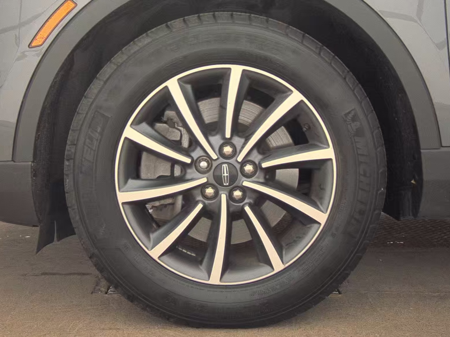 2022 Lincoln Nautilus Standard FWD