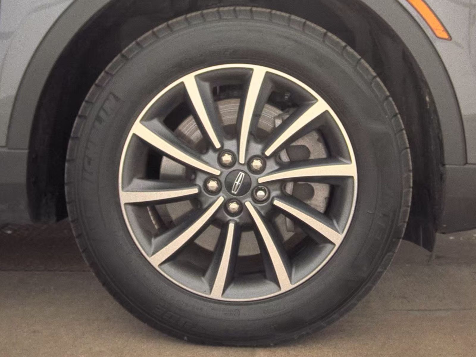 2022 Lincoln Nautilus Standard FWD