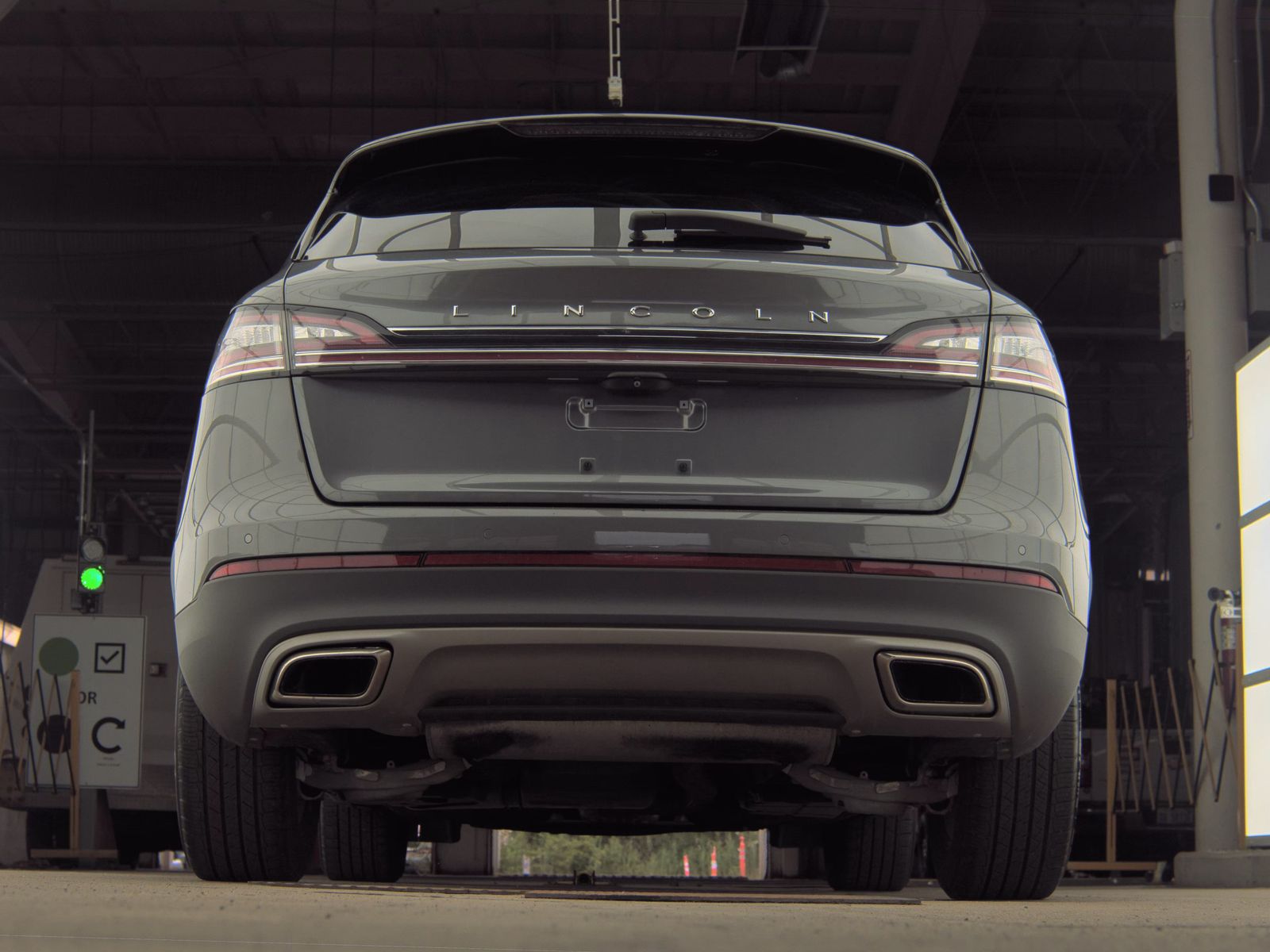 2022 Lincoln Nautilus Standard FWD