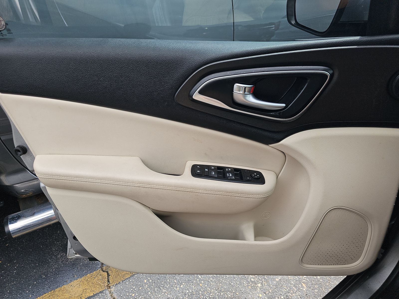 2017 Chrysler 200 Limited Platinum FWD
