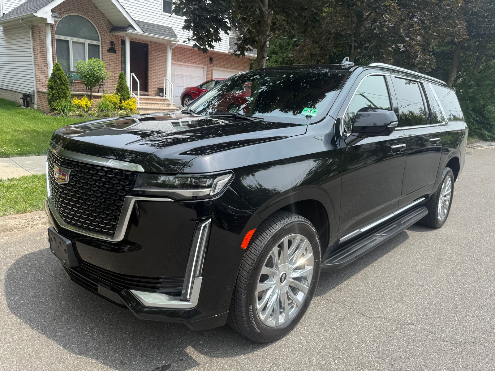 2022 Cadillac Escalade ESV Premium Luxury AWD
