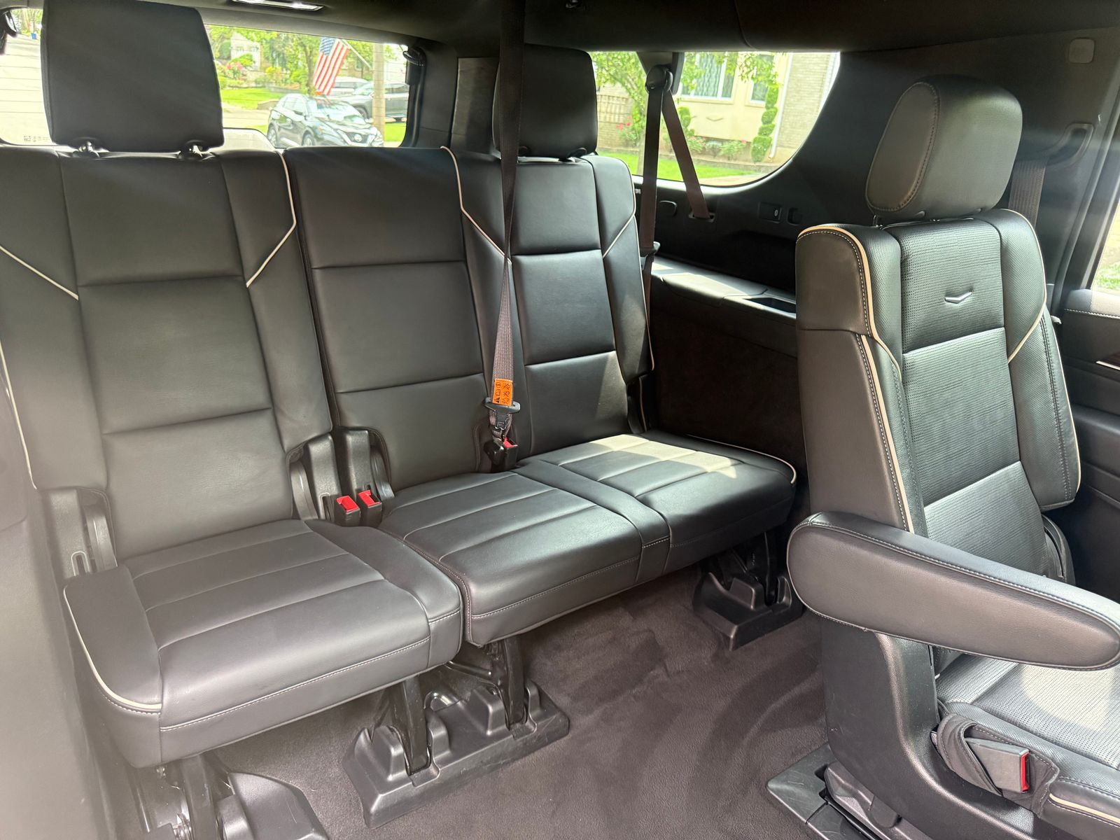 2022 Cadillac Escalade ESV Premium Luxury AWD