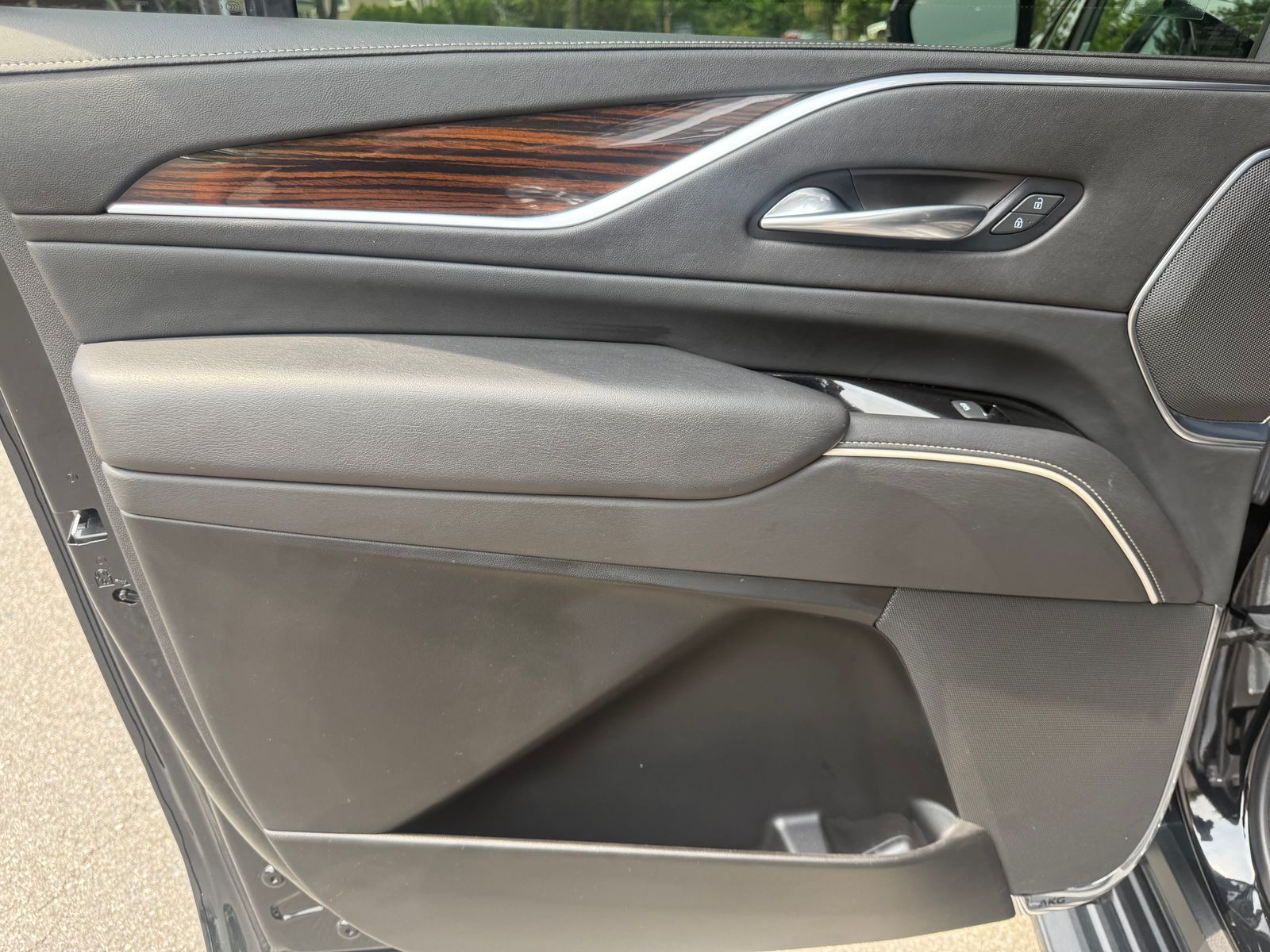 2022 Cadillac Escalade ESV Premium Luxury AWD