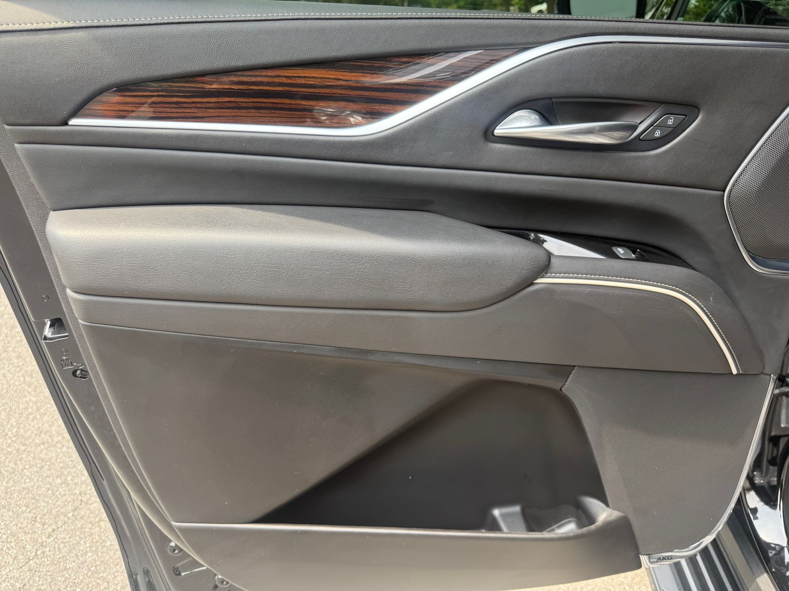 2022 Cadillac Escalade ESV Premium Luxury AWD