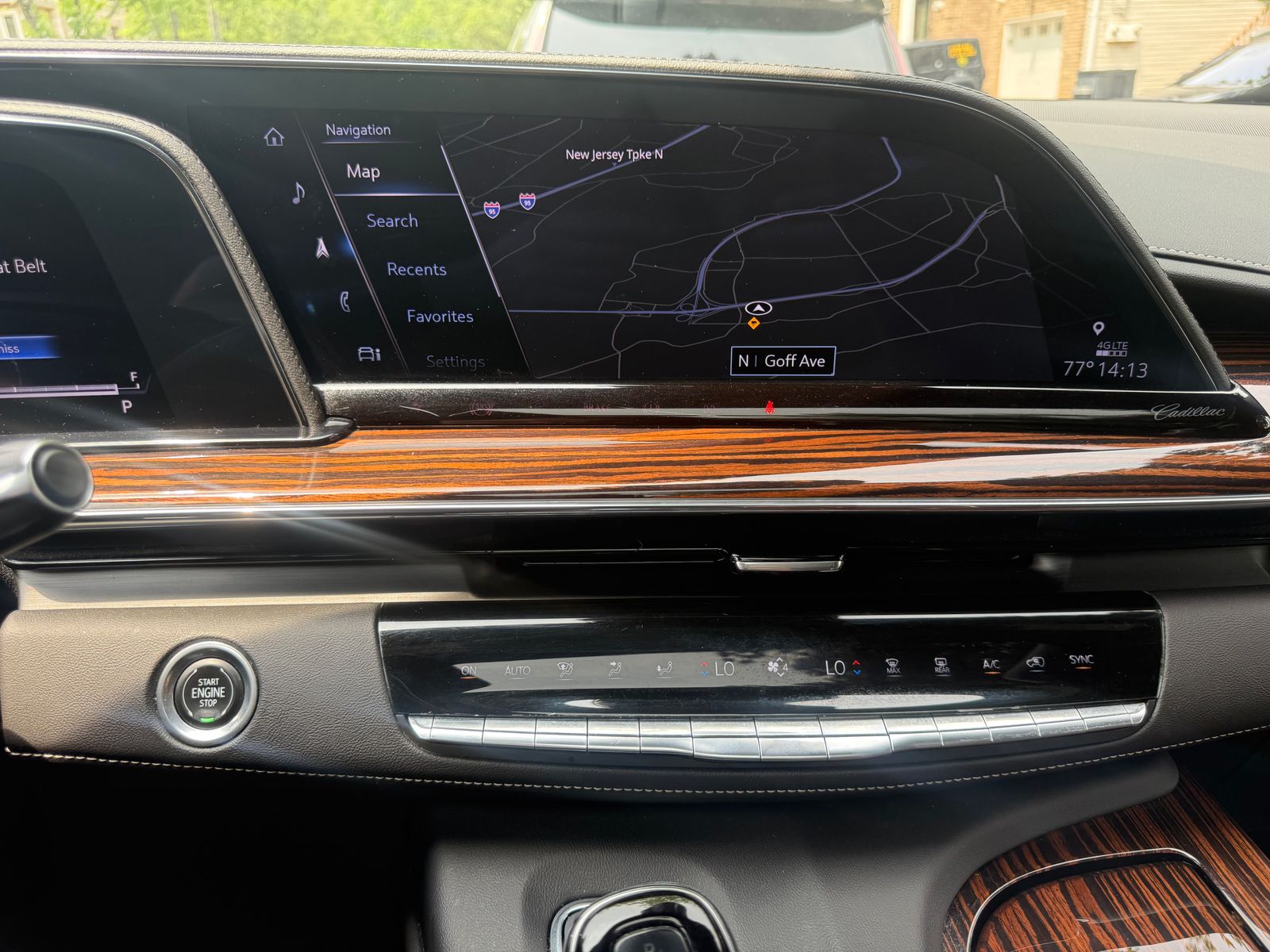 2022 Cadillac Escalade ESV Premium Luxury AWD
