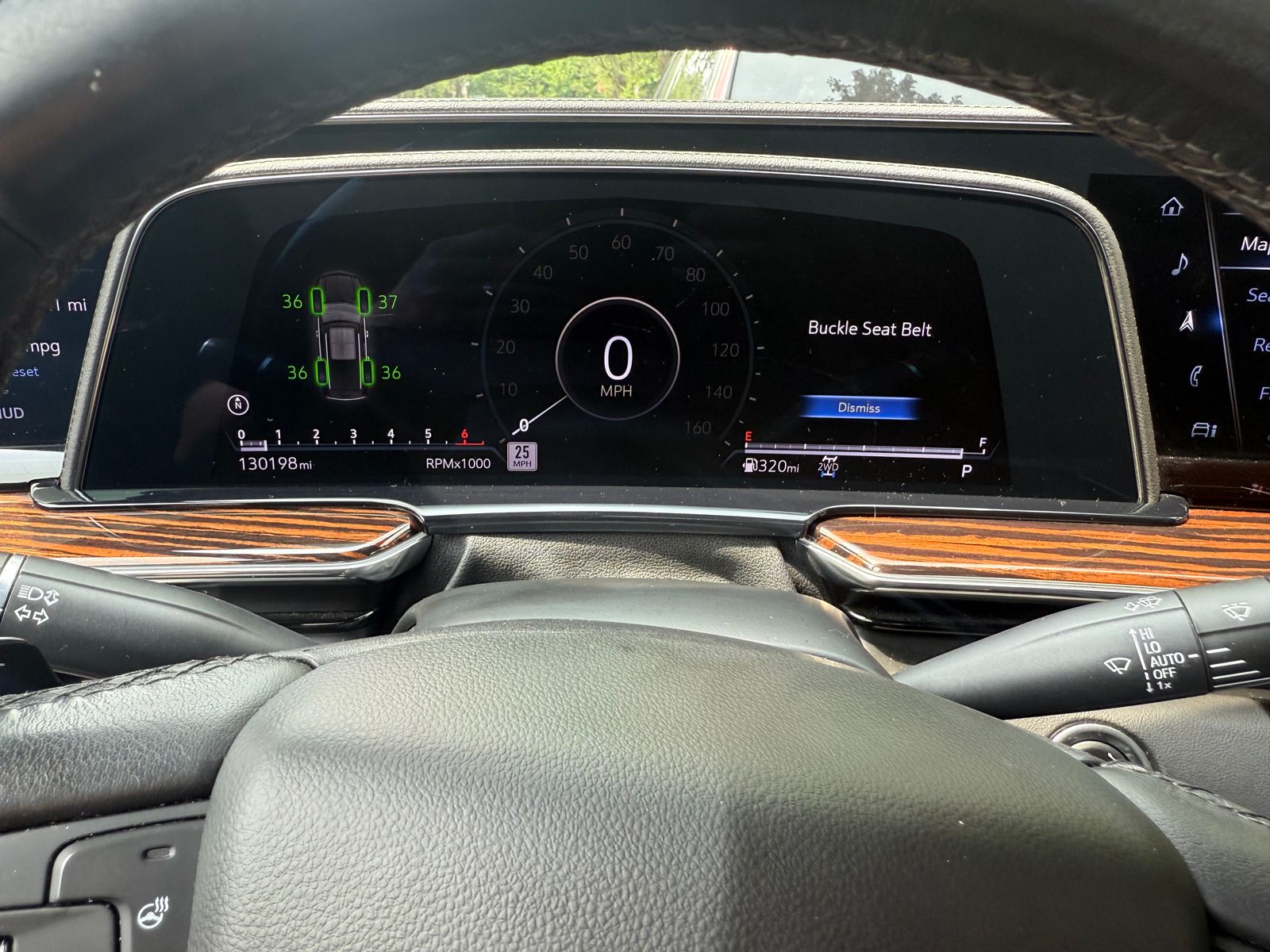 2022 Cadillac Escalade ESV Premium Luxury AWD