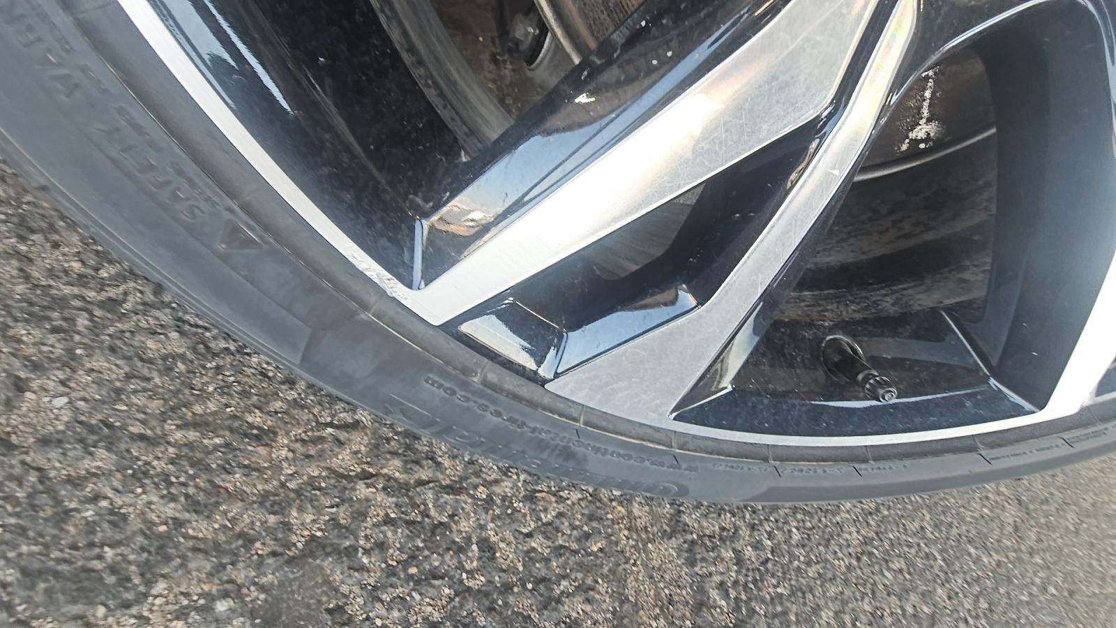 2025 Volvo S60 B5 Core AWD