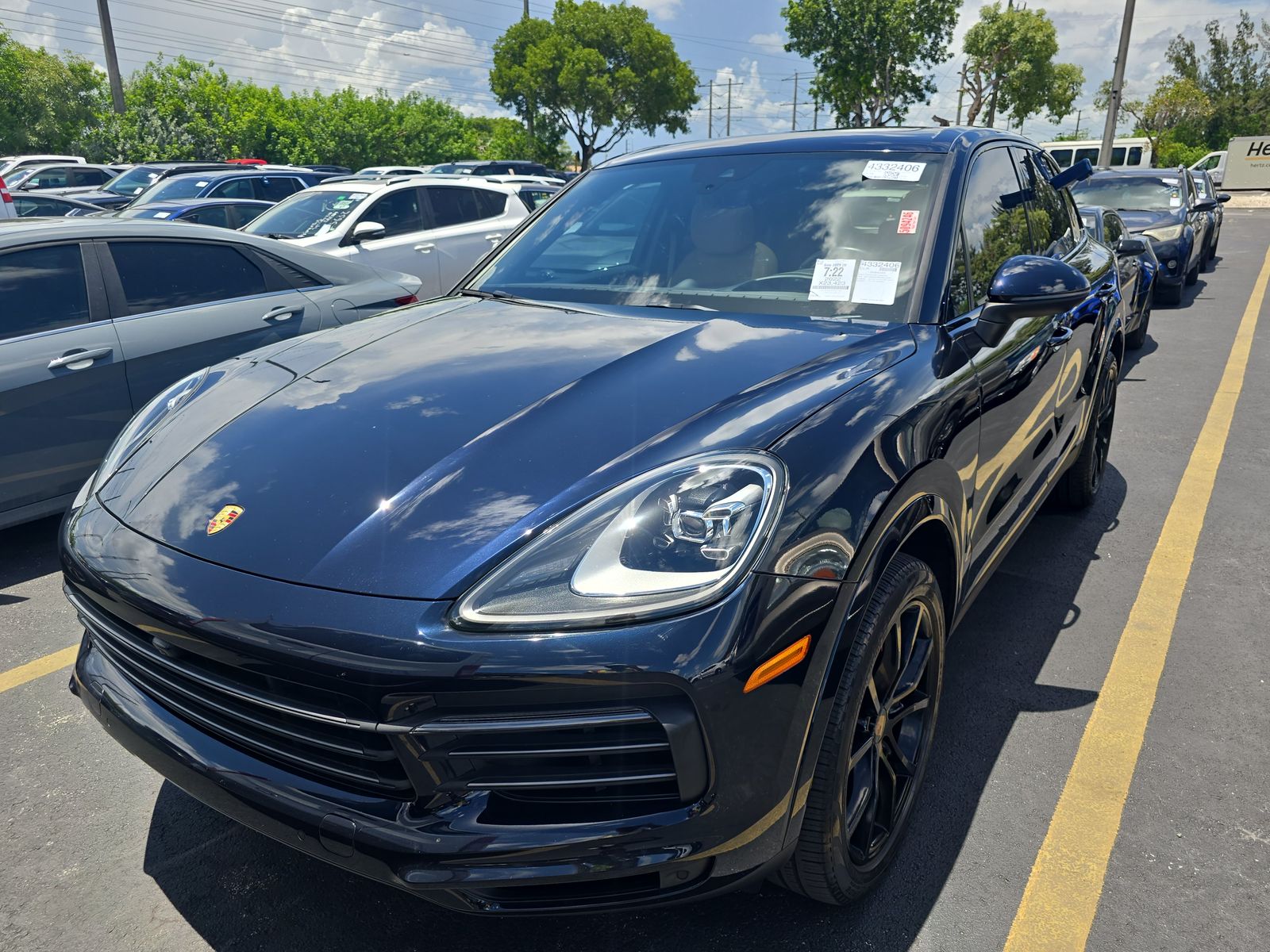 2022 Porsche Cayenne Platinum Edition