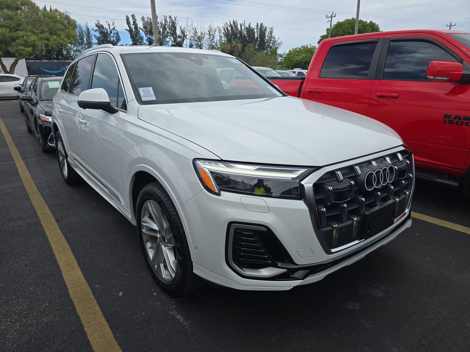 2025 Audi Q7 Premium Plus AWD