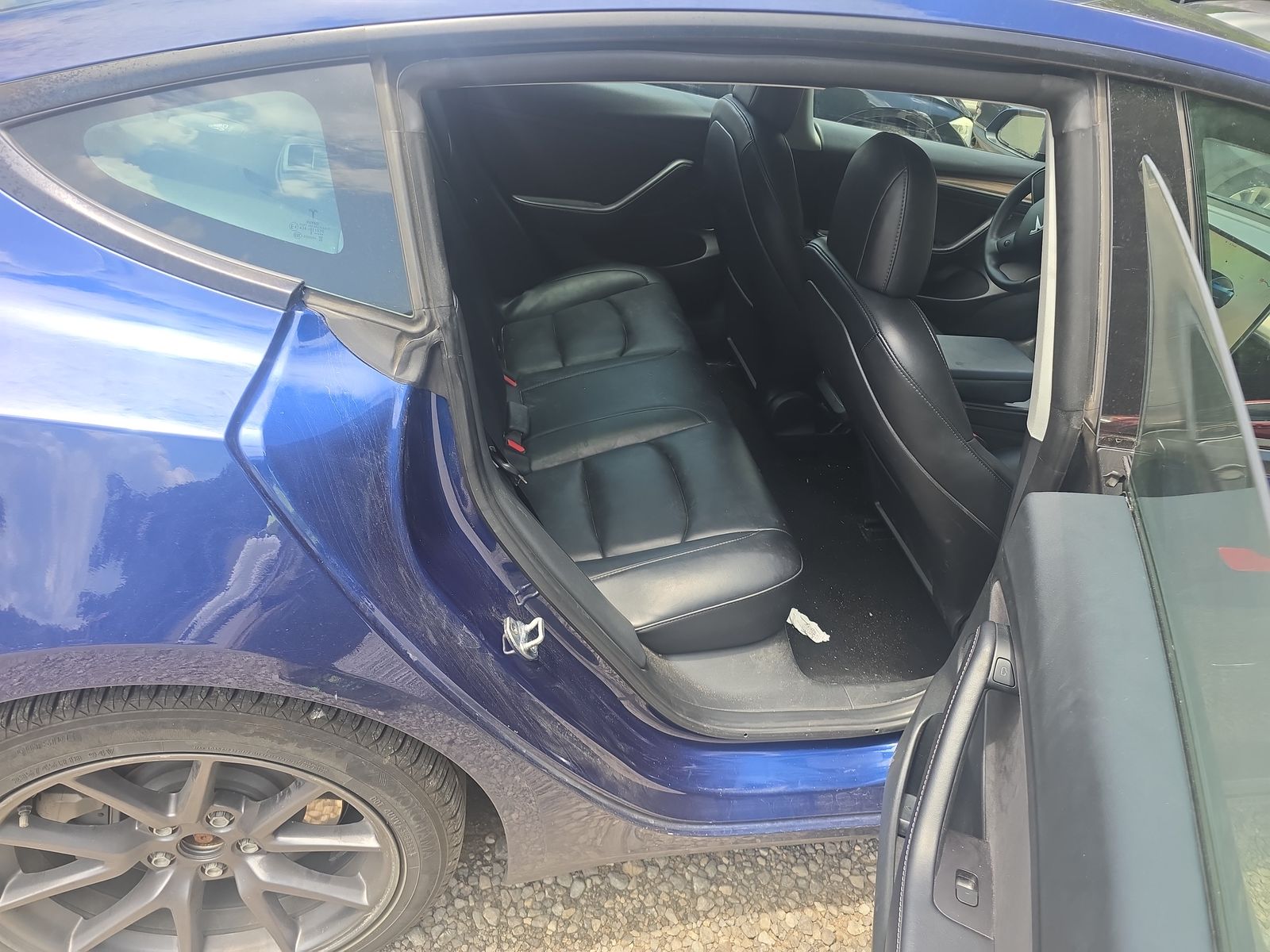 2023 Tesla Model 3 Standard Range RWD