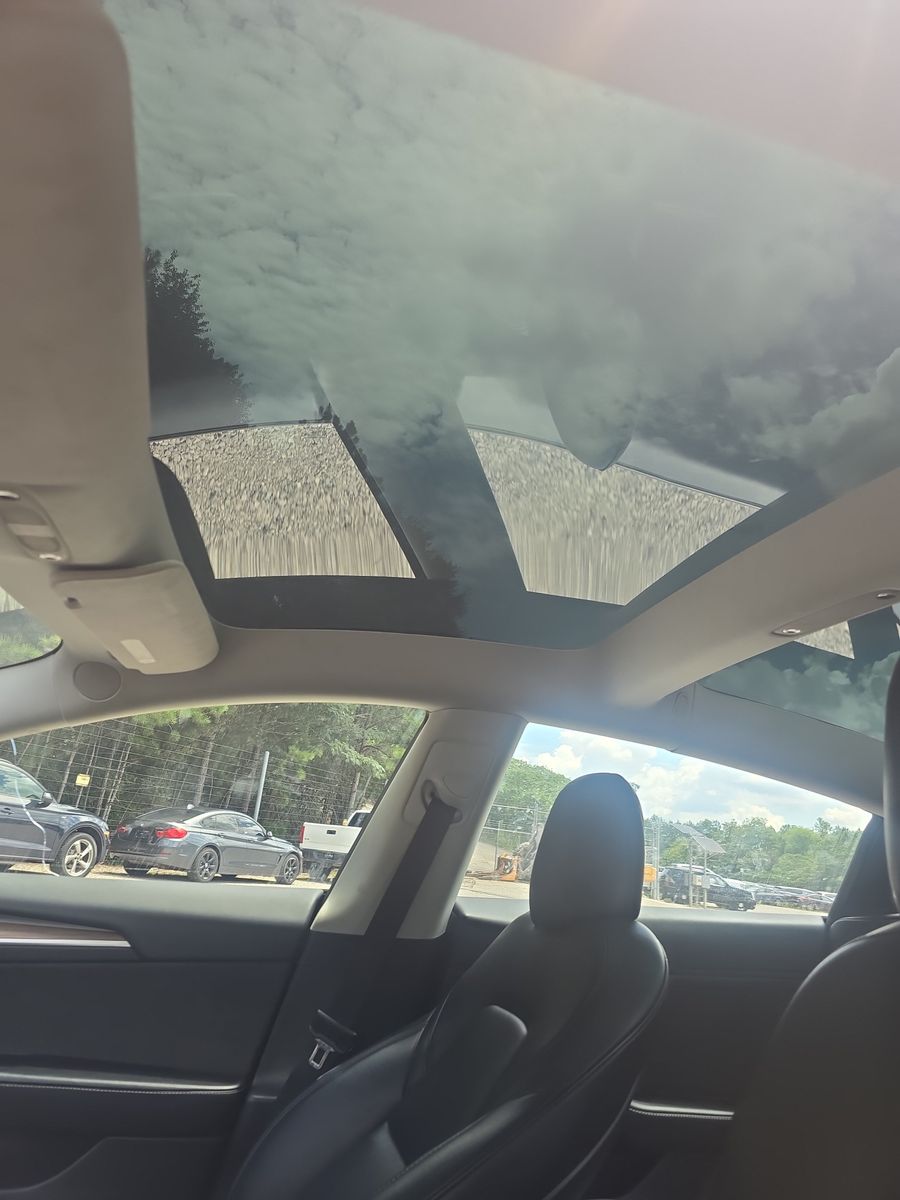 2023 Tesla Model 3 Standard Range RWD