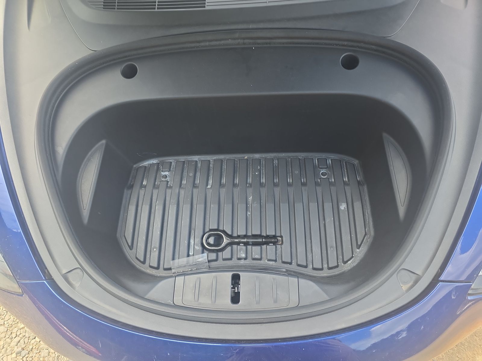 2023 Tesla Model 3 Standard Range RWD