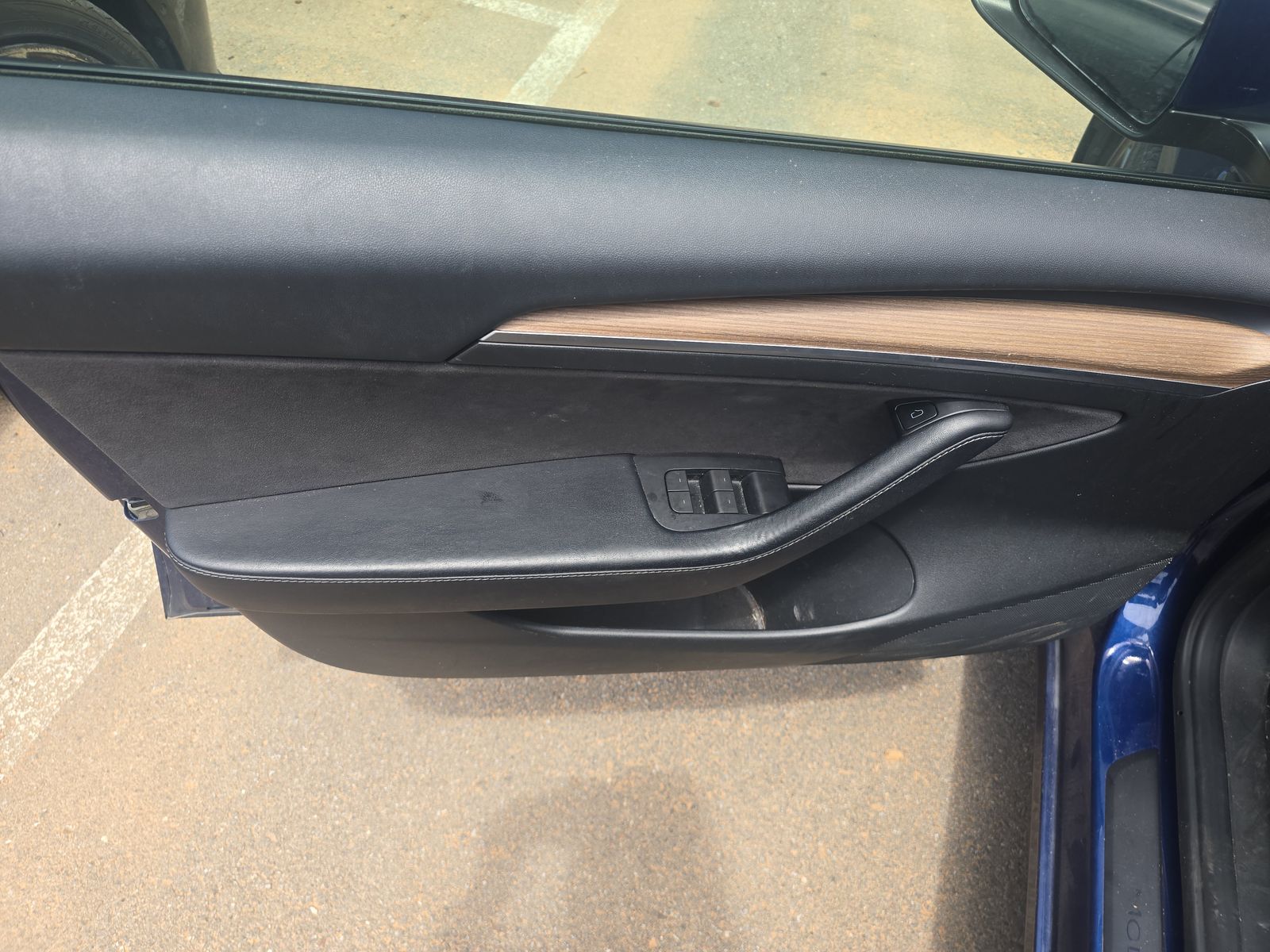 2023 Tesla Model 3 Standard Range RWD