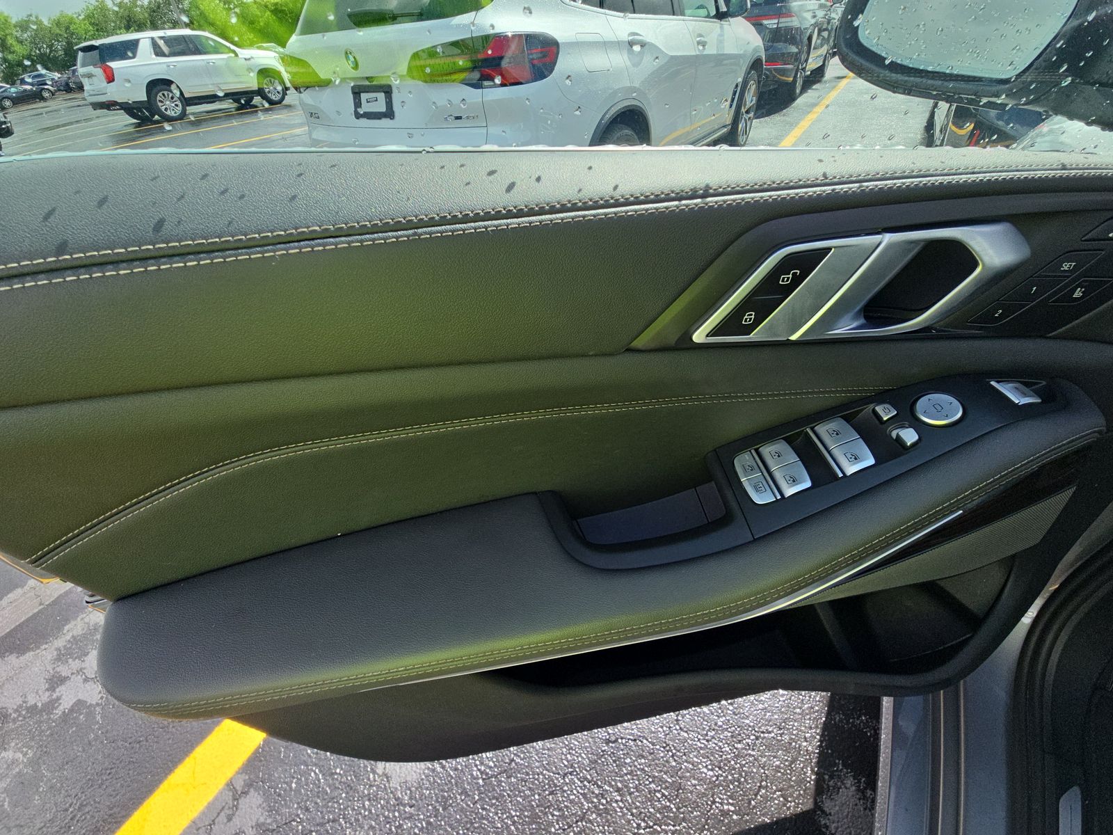 2025 BMW X7 xDrive40i AWD