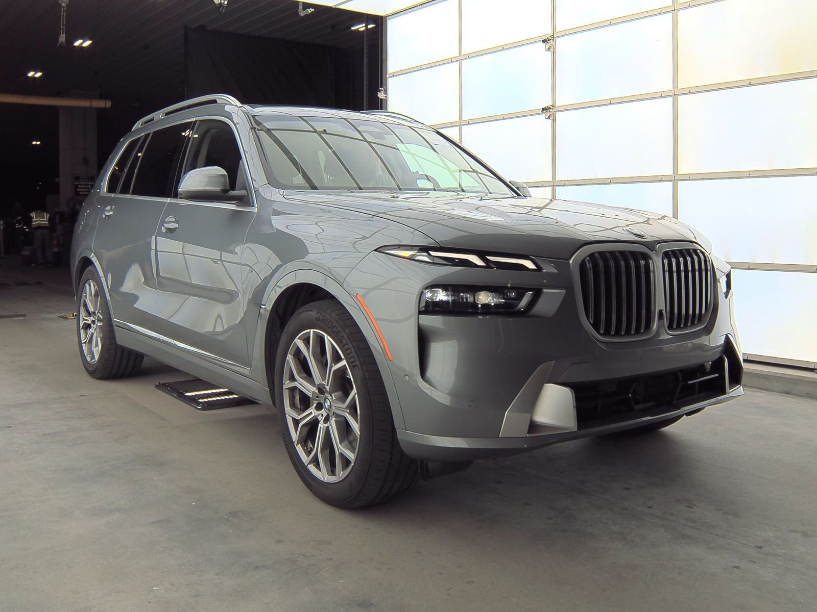 2025 BMW X7 xDrive40i AWD