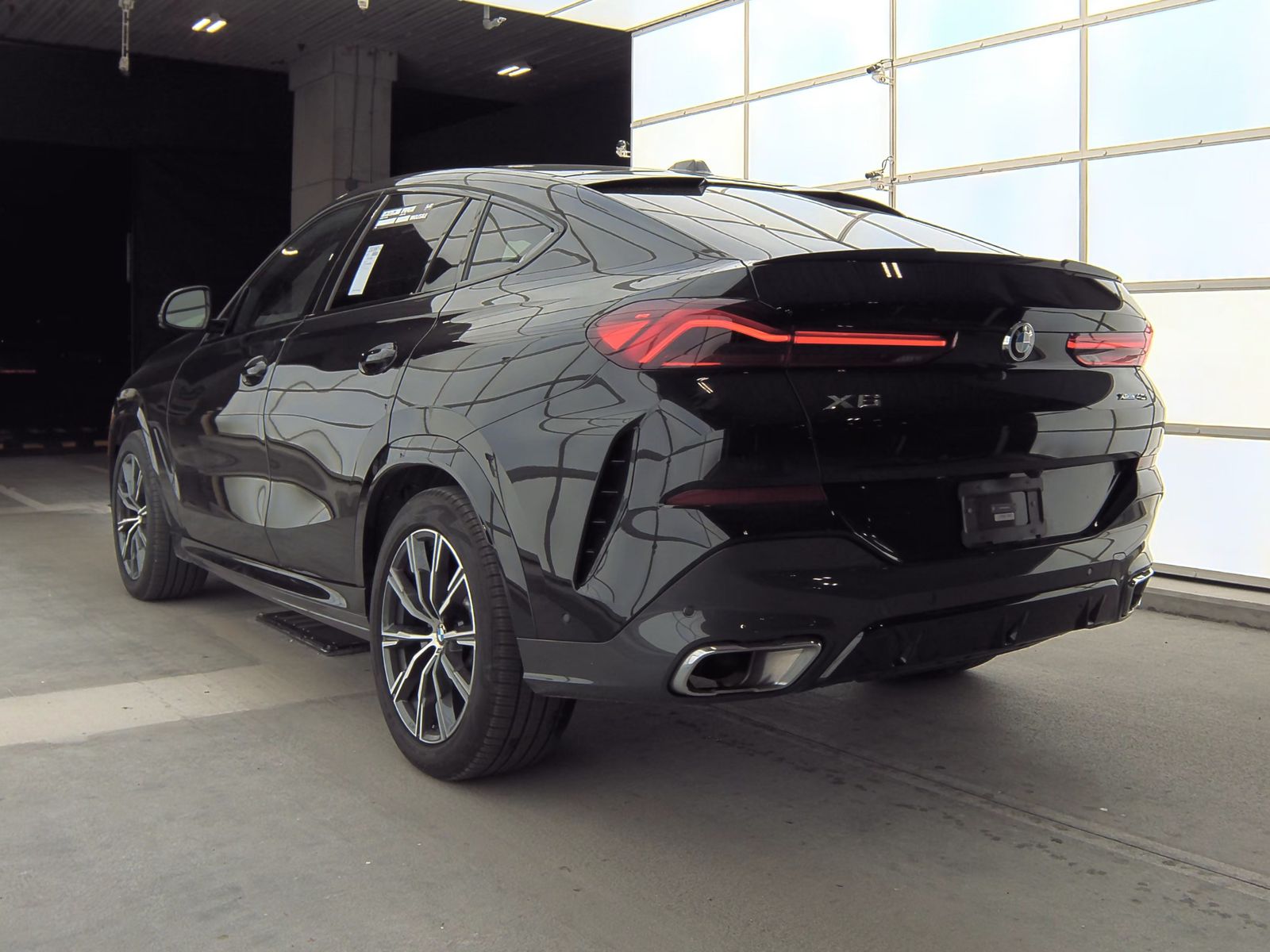 2025 BMW X6 xDrive40i AWD