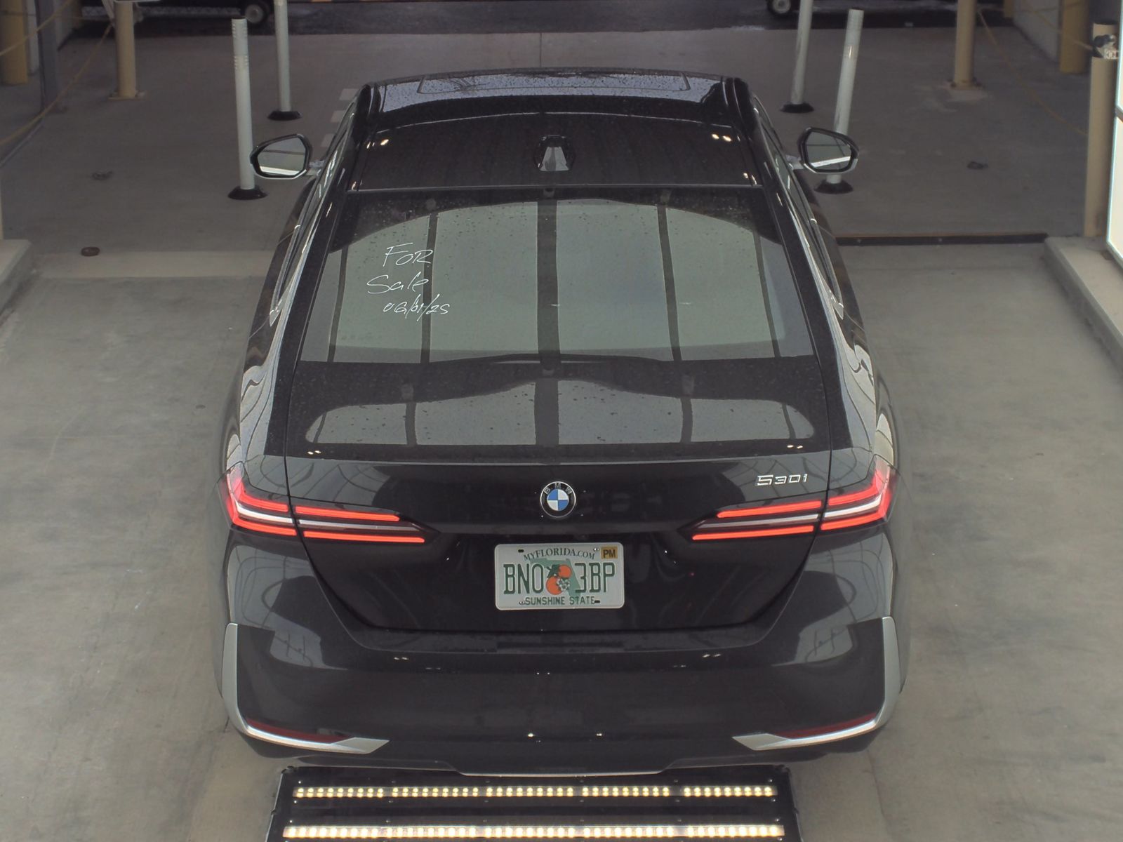 2025 BMW 5 Series 530i RWD